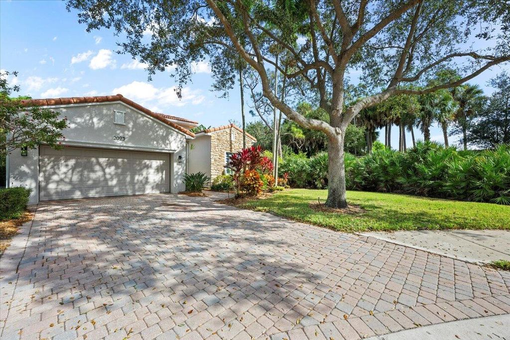 Photo of 2023 Graden Drive, Palm Beach Gardens, FL 33410 (MLS # R11150098)