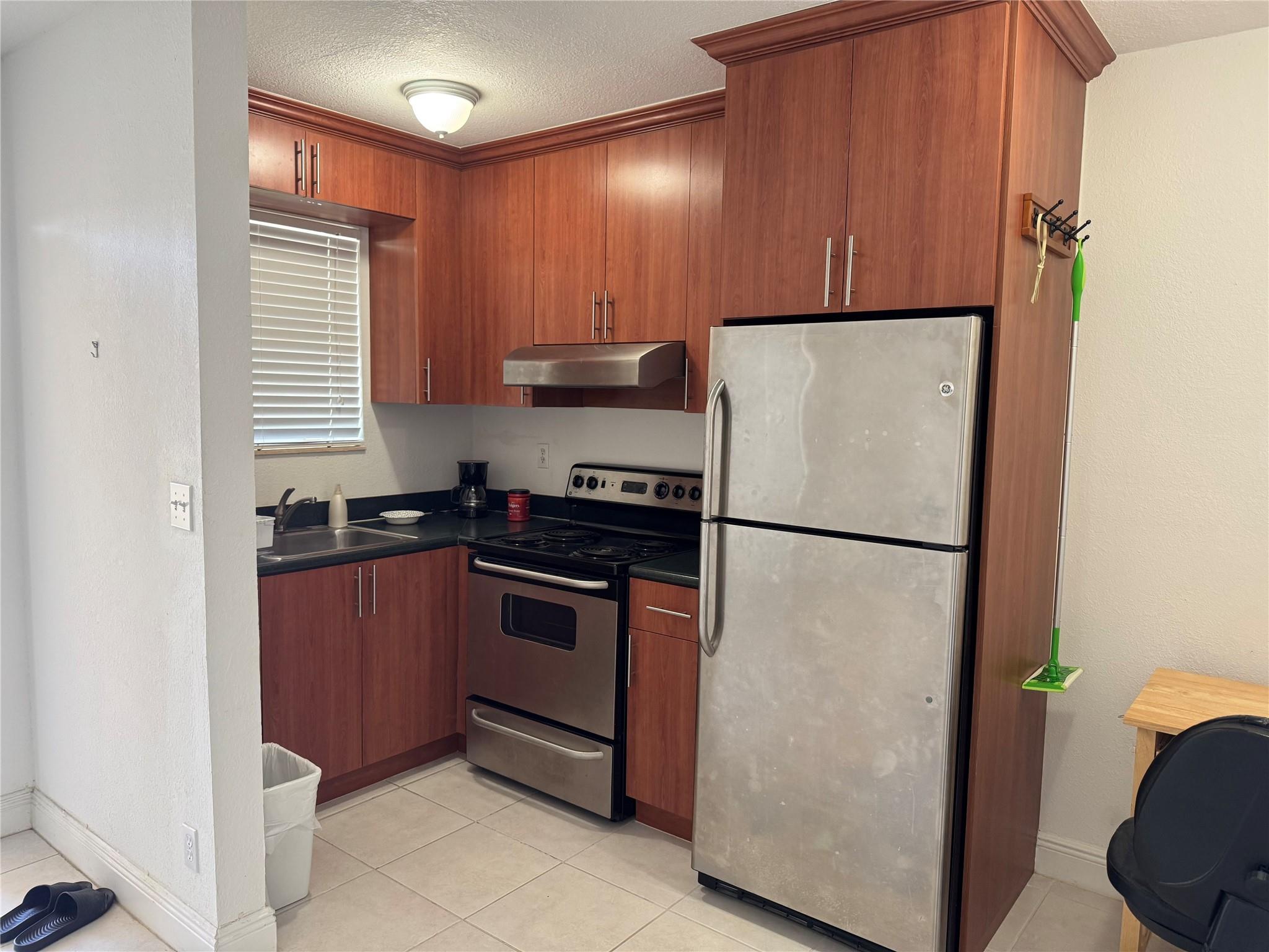 EL SOL AT MAINSTREET - Residential