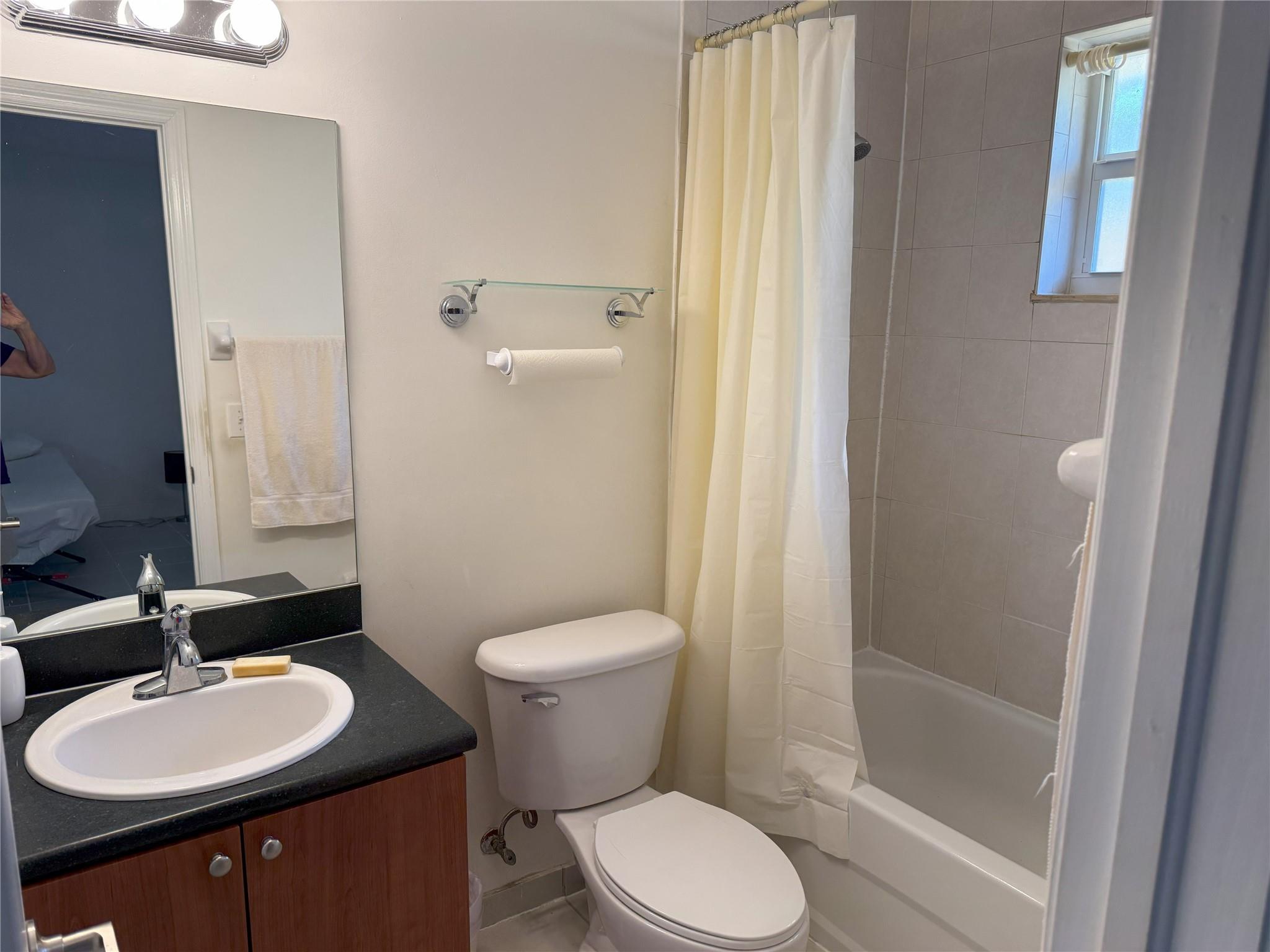 EL SOL AT MAINSTREET - Residential