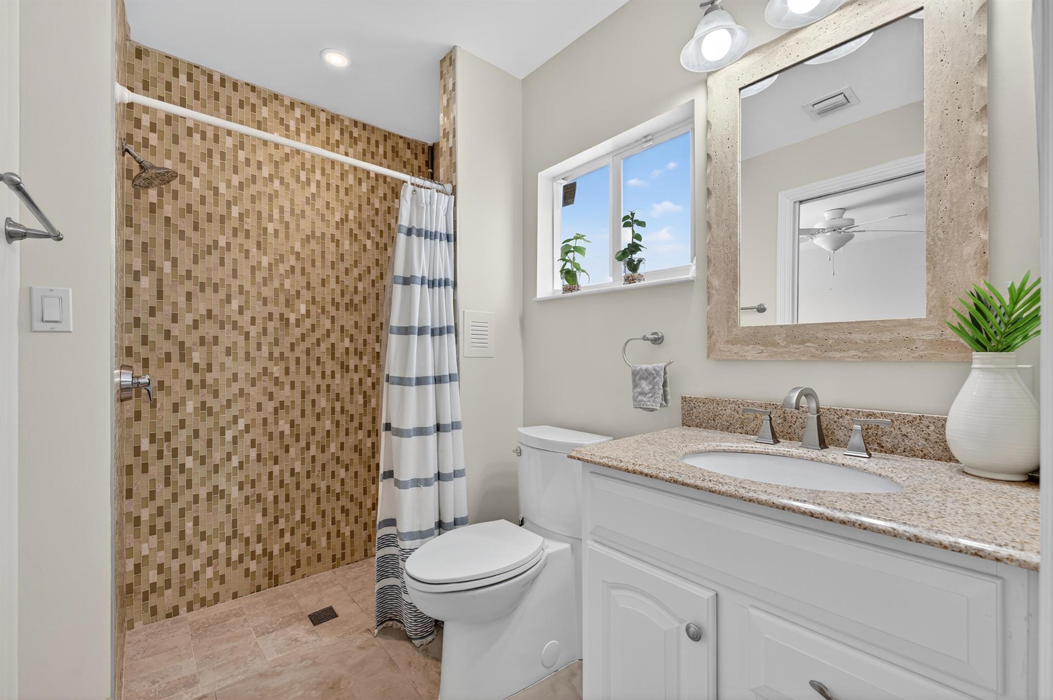CYPRESS LAKE ESTATES - Residential Lease