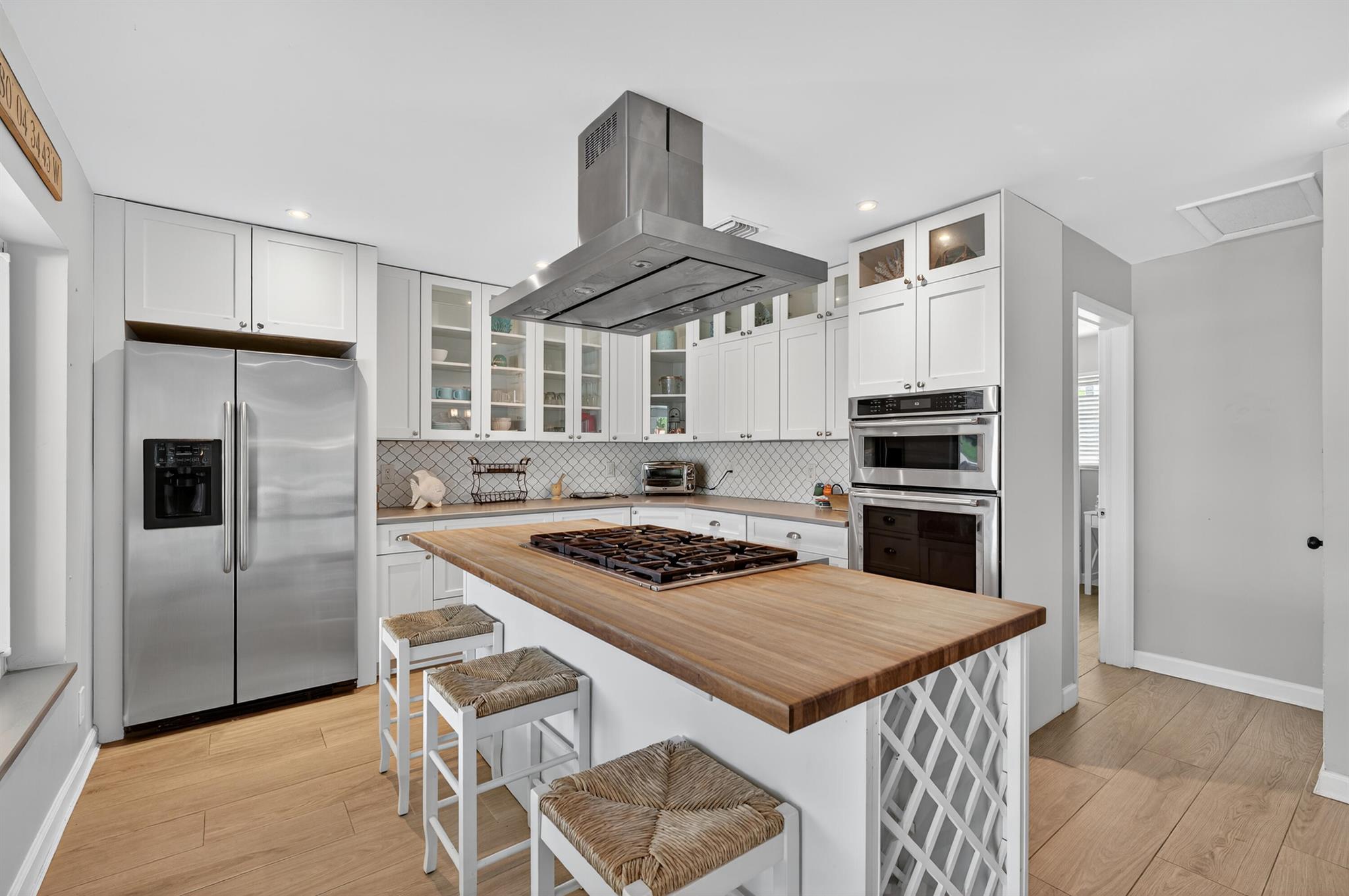 CYPRESS LAKE ESTATES - Residential Lease