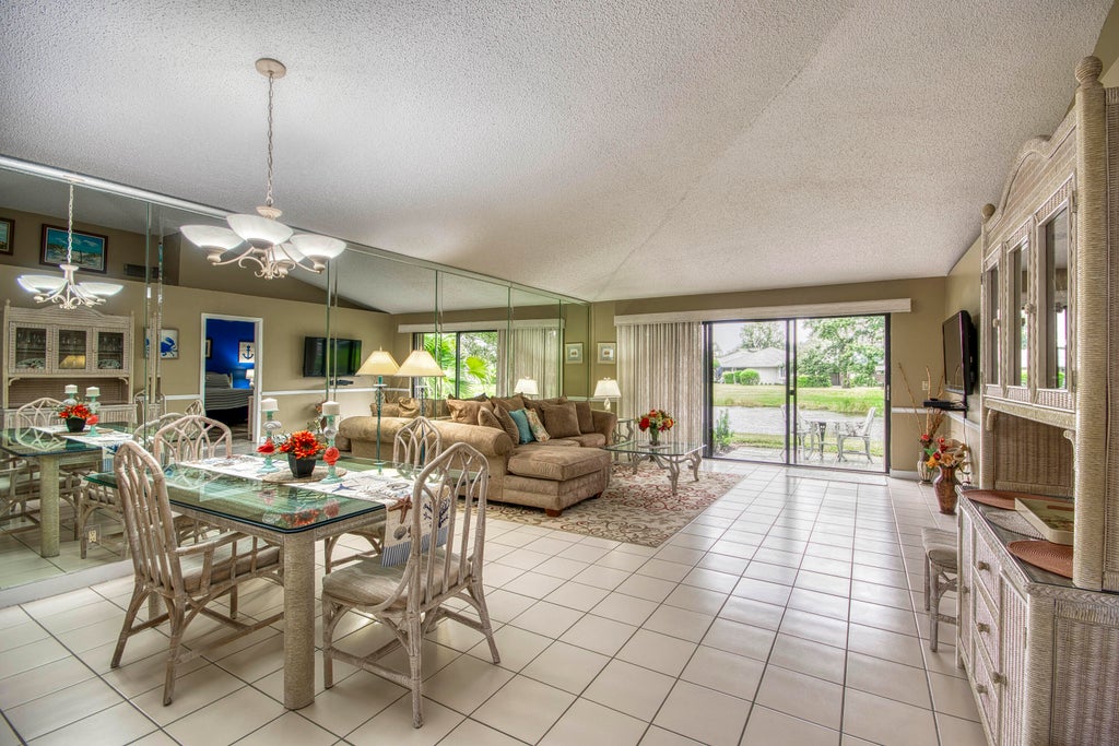 Photo of 208 Club Drive, Palm Beach Gardens, FL 33418 (MLS # B26083605)