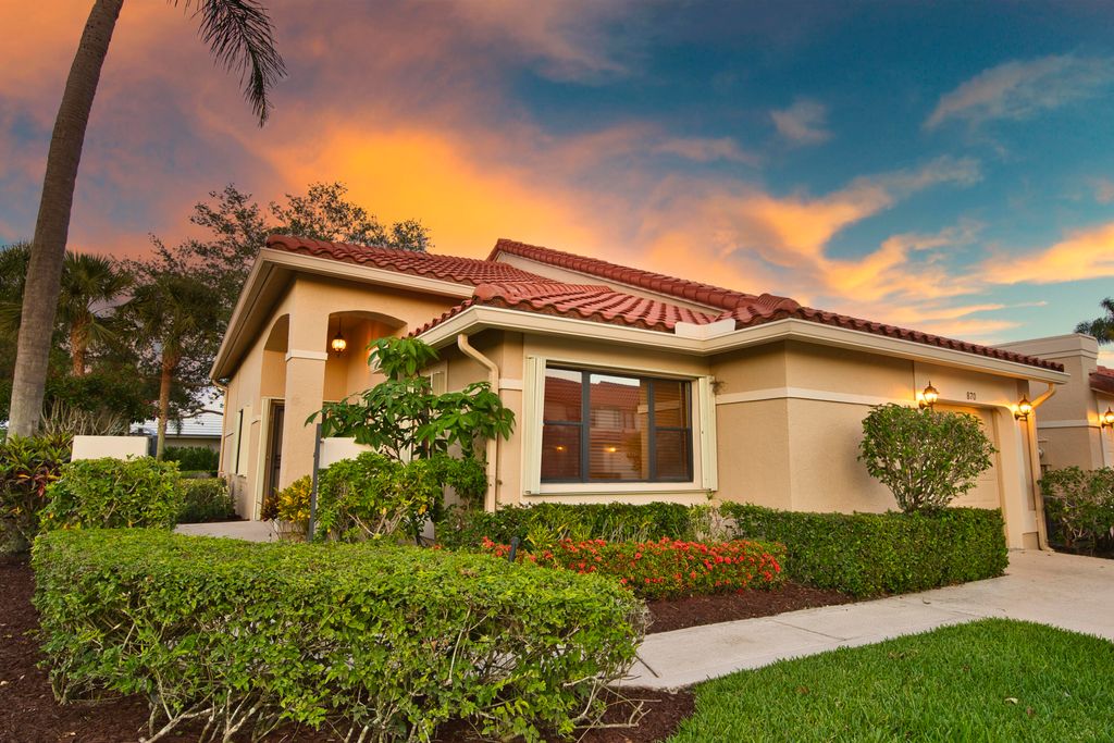Photo of 870 Windermere Way, Palm Beach Gardens, FL 33418 (MLS # R10806084)