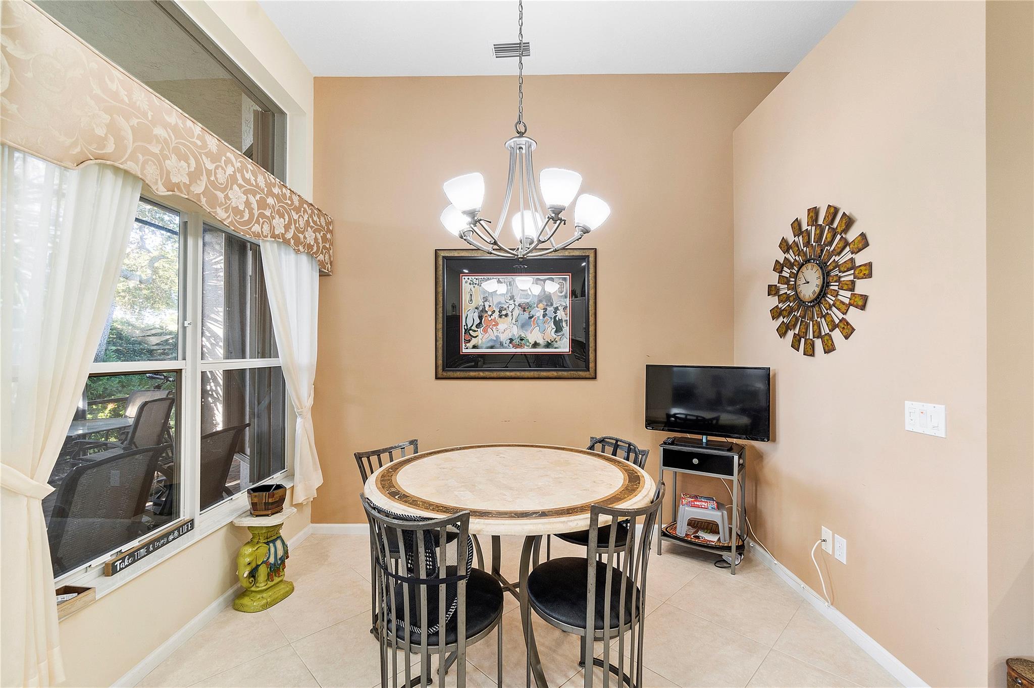 Valencia Shores 03 - Residential