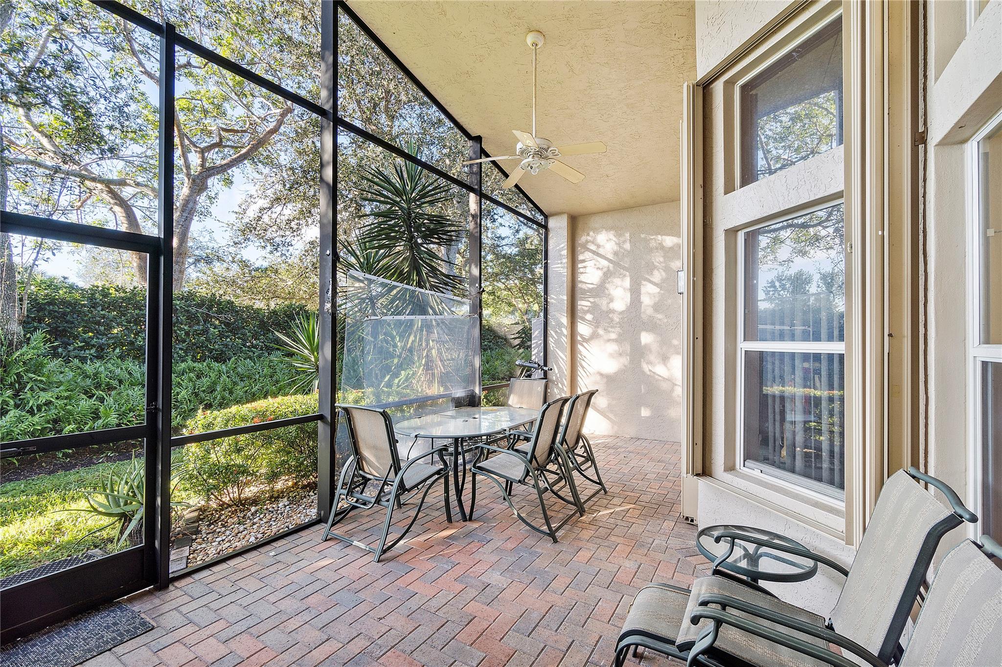 Valencia Shores 03 - Residential