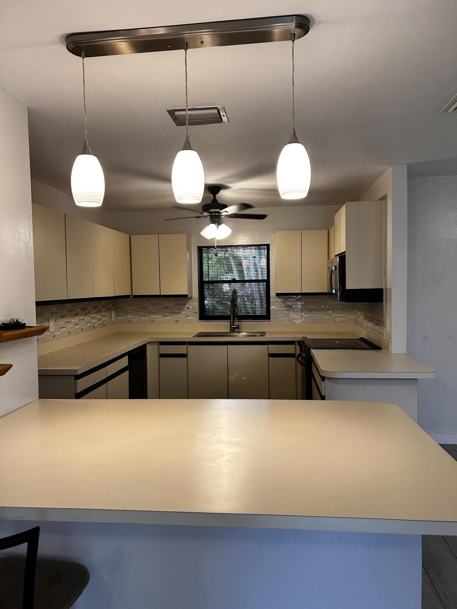 MEADOWS 300 1 - Residential