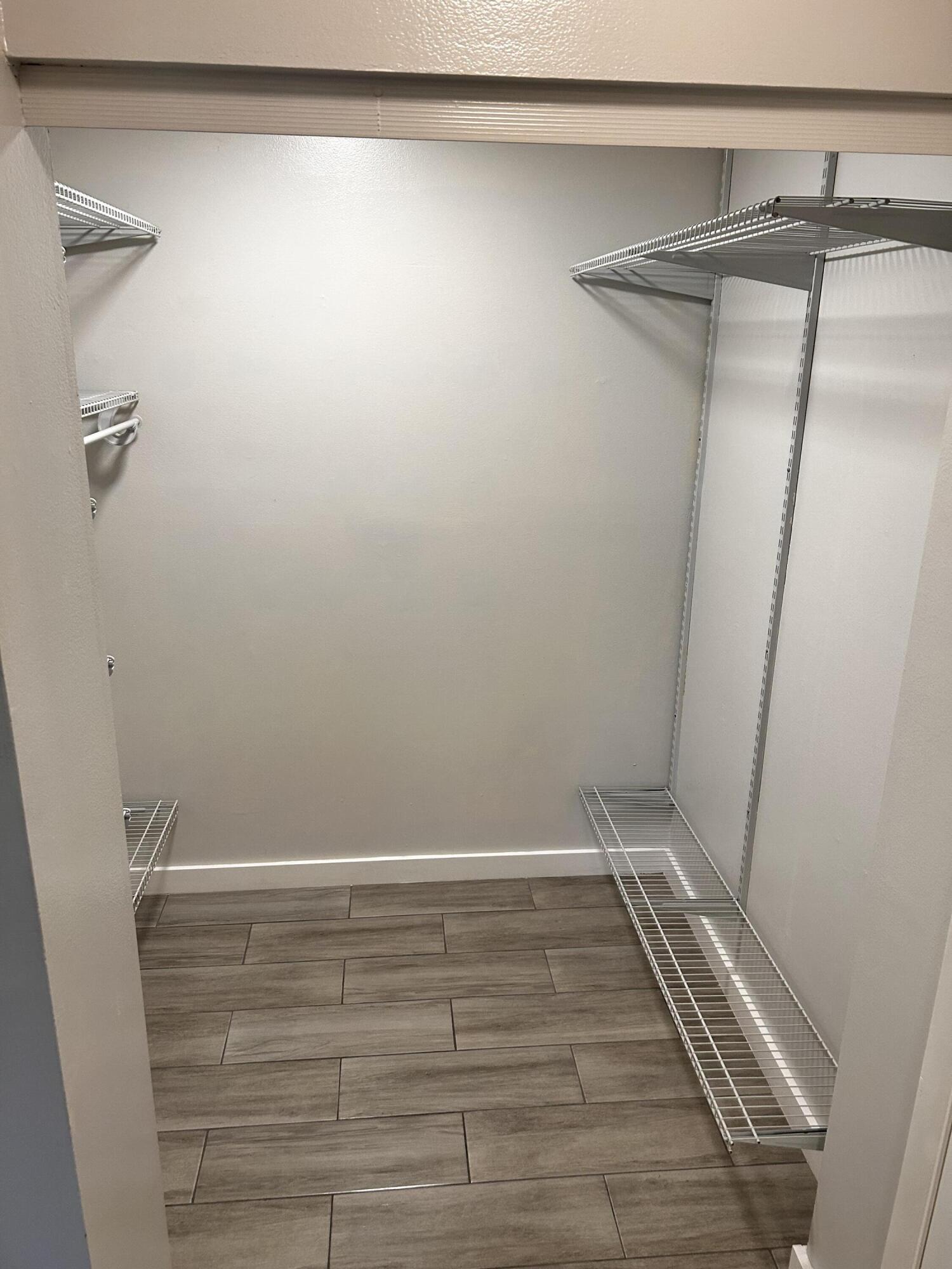 MEADOWS 300 1 - Residential
