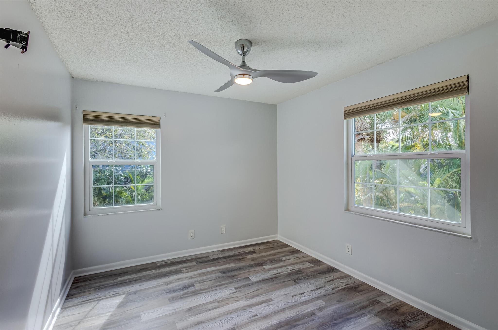 VILLAS OF OCEAN DUNES - Residential Lease