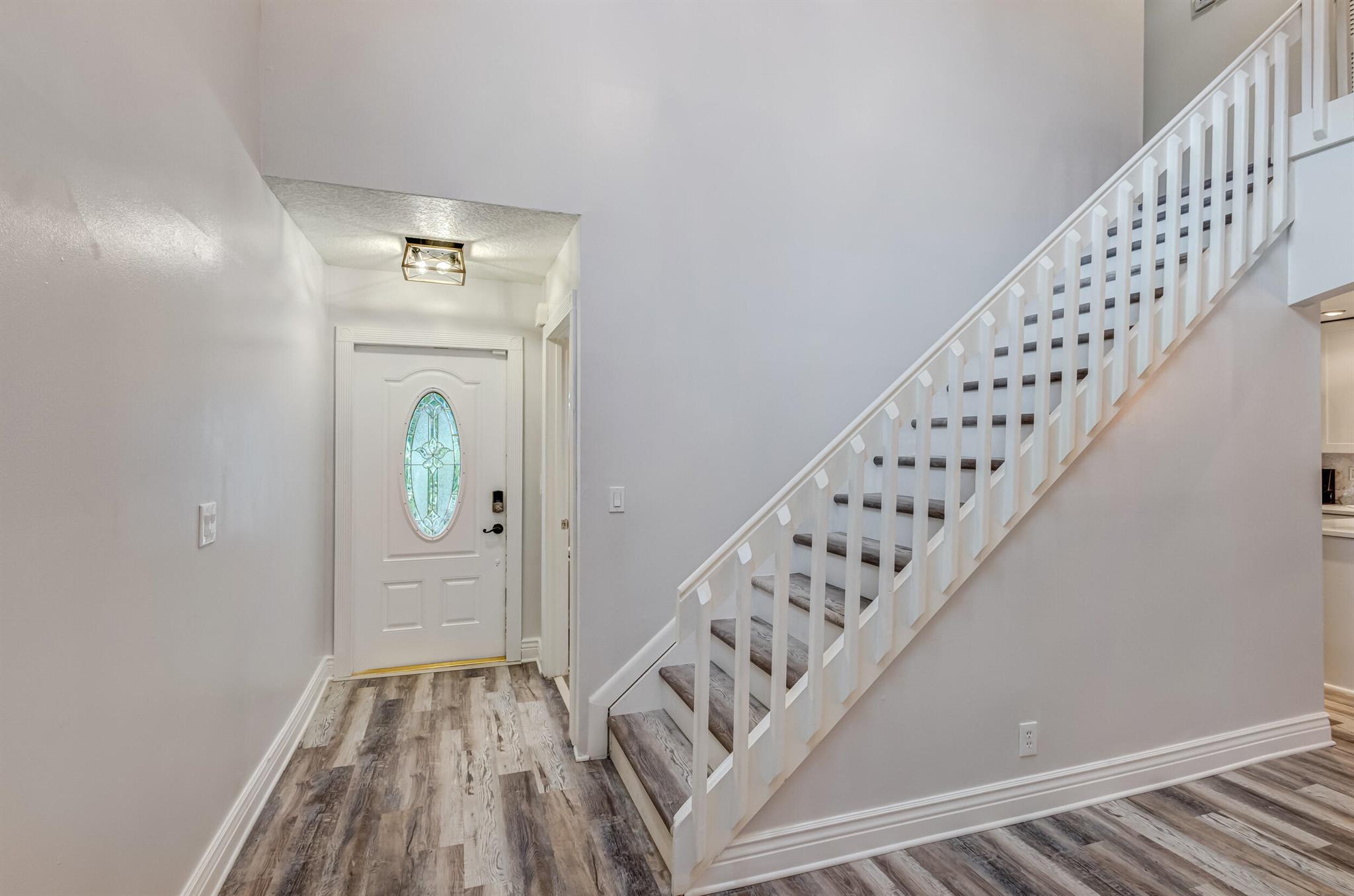 VILLAS OF OCEAN DUNES - Residential Lease