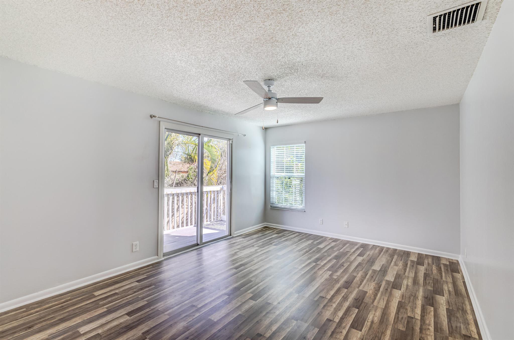 VILLAS OF OCEAN DUNES - Residential Lease