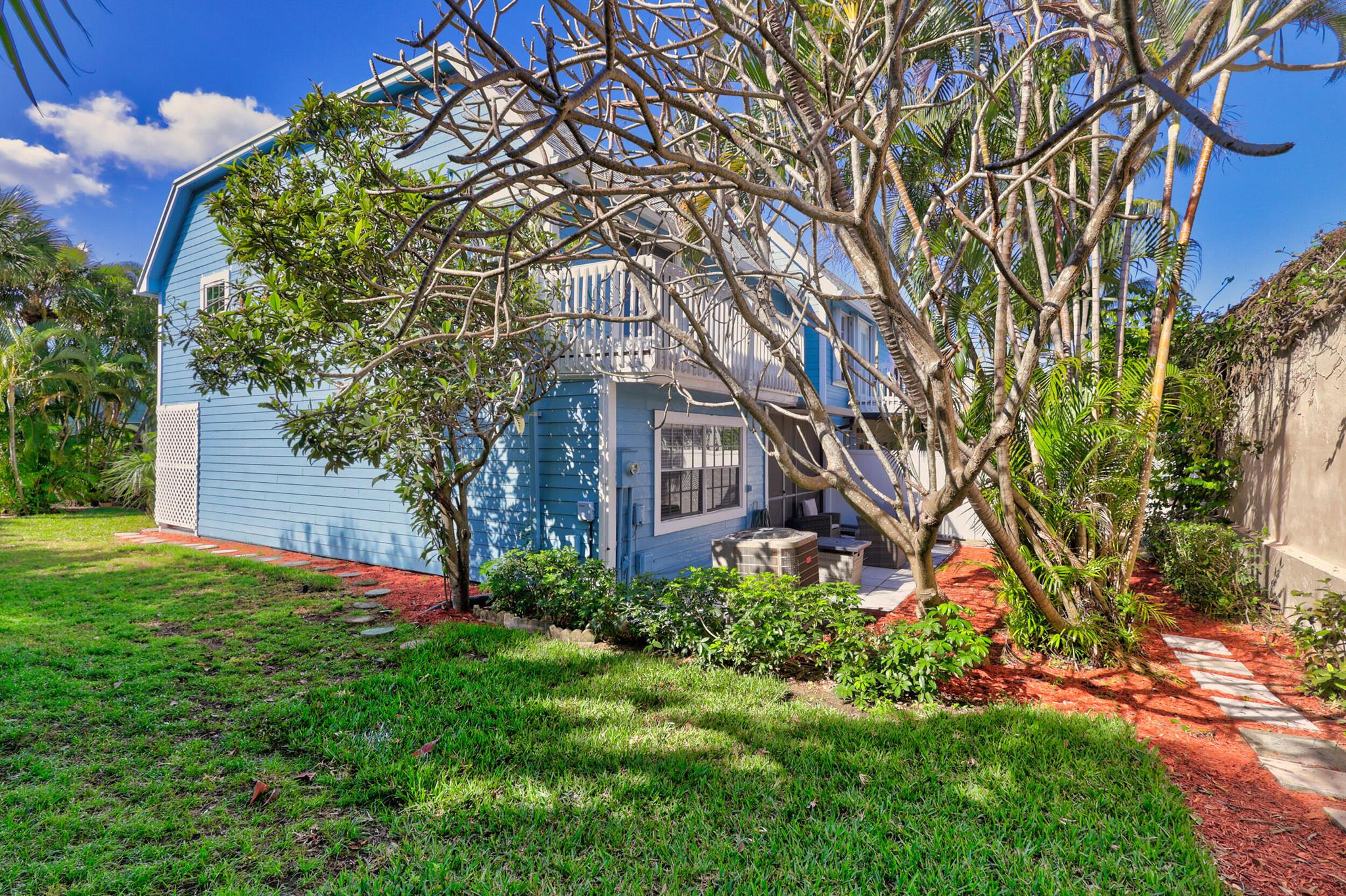 VILLAS OF OCEAN DUNES - Residential Lease