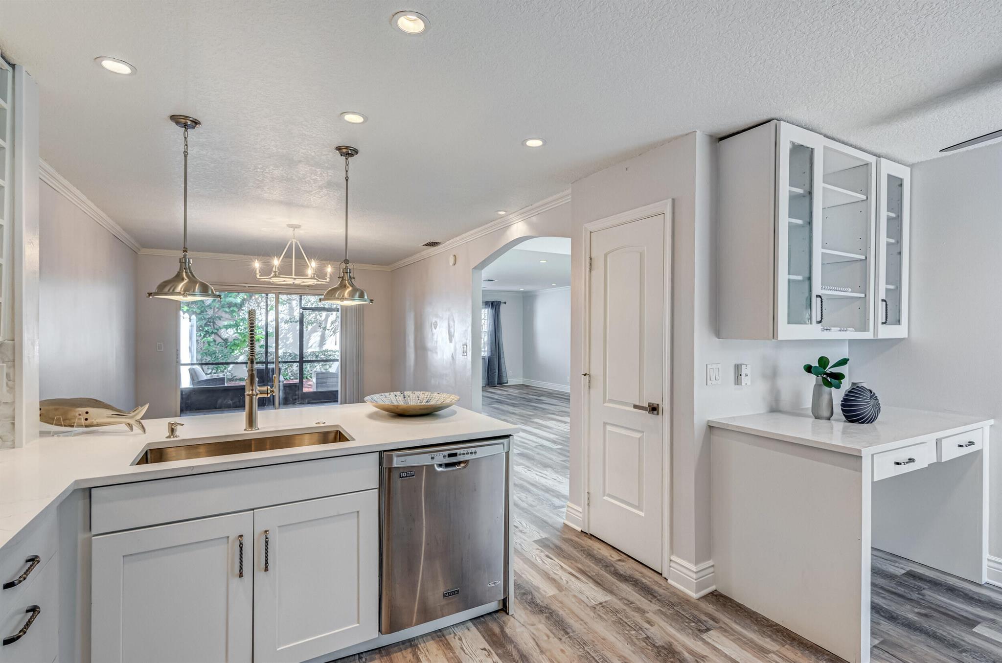 VILLAS OF OCEAN DUNES - Residential Lease