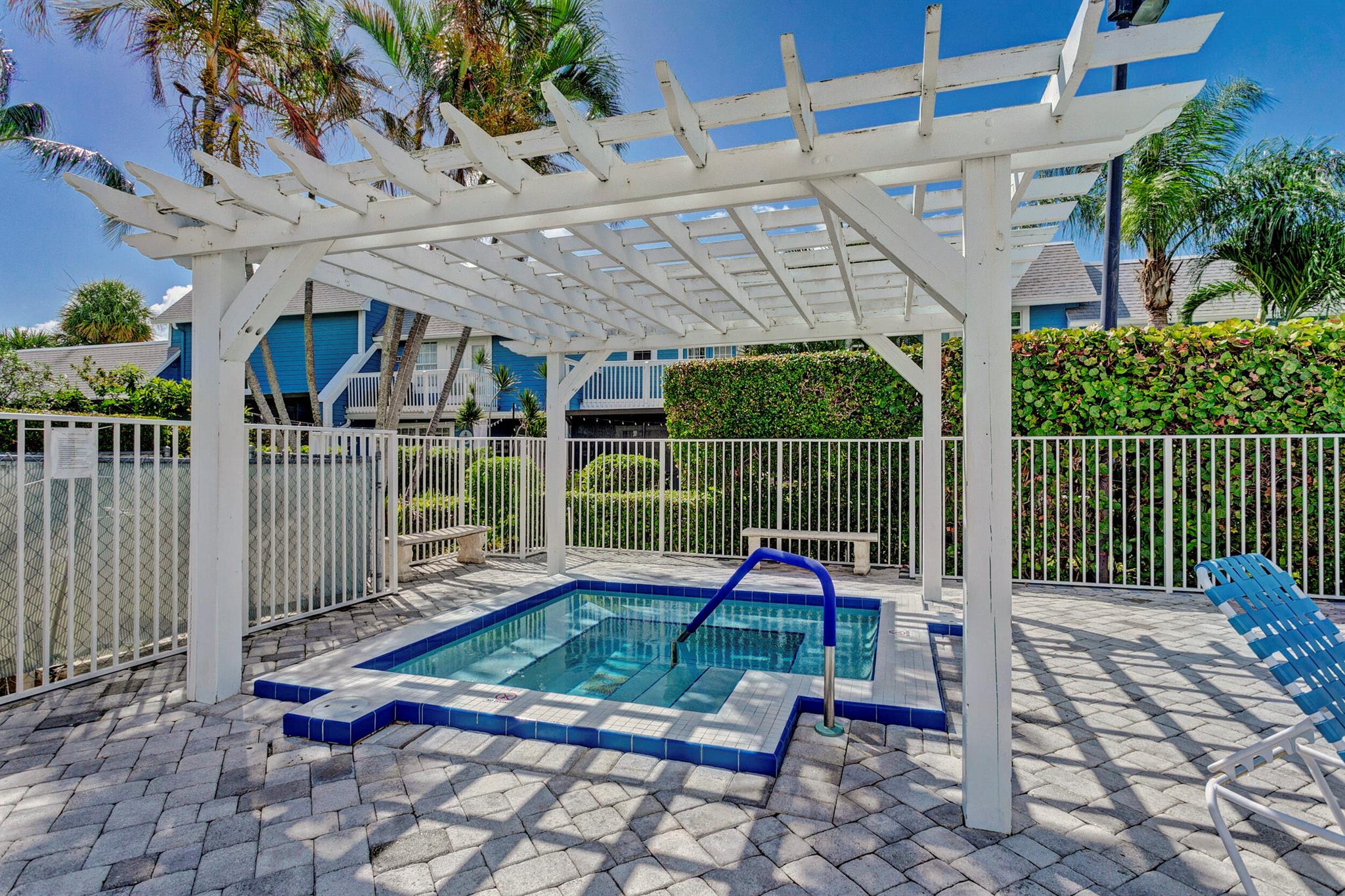 VILLAS OF OCEAN DUNES - Residential Lease