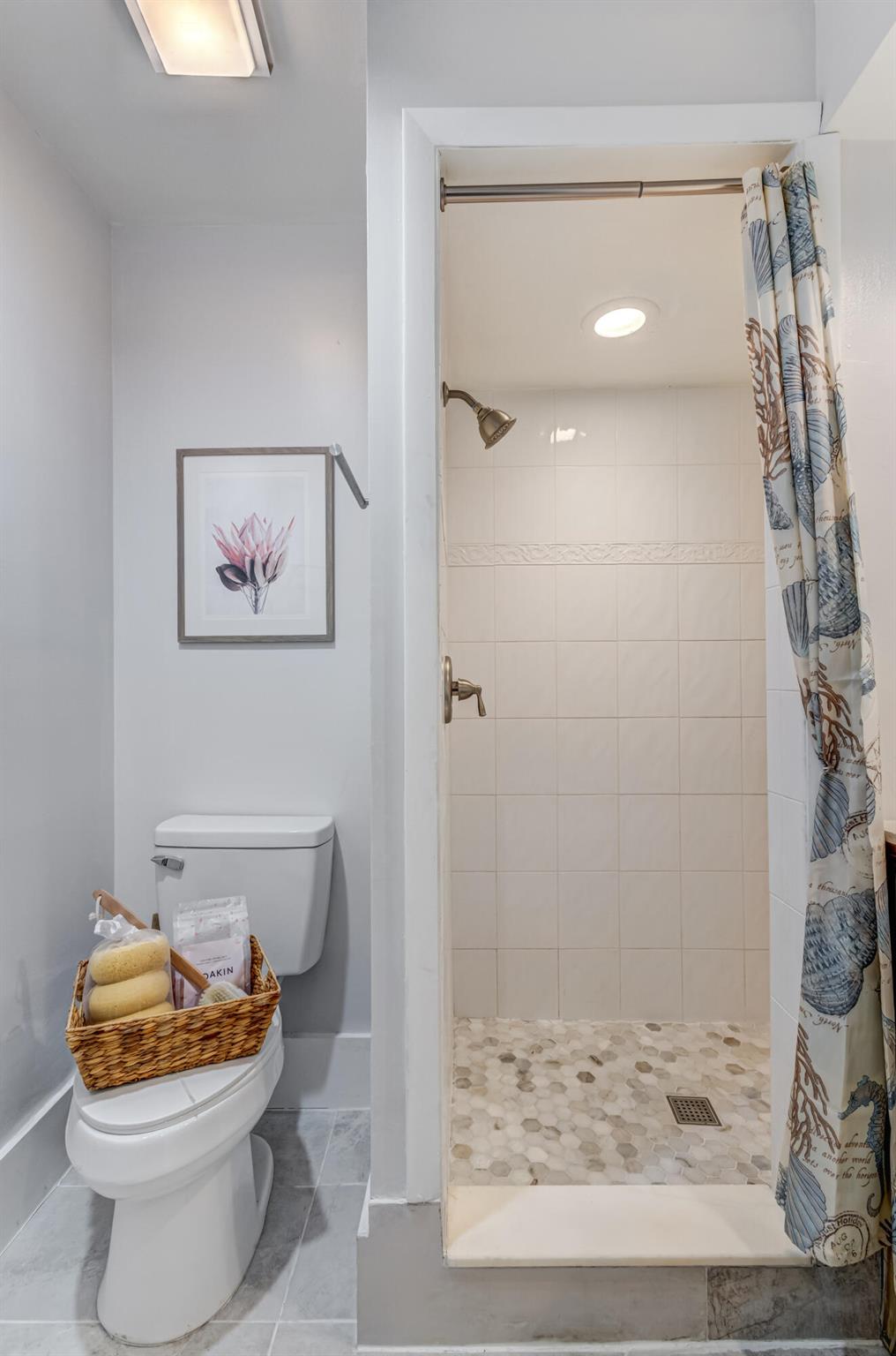 VILLAS OF OCEAN DUNES - Residential Lease