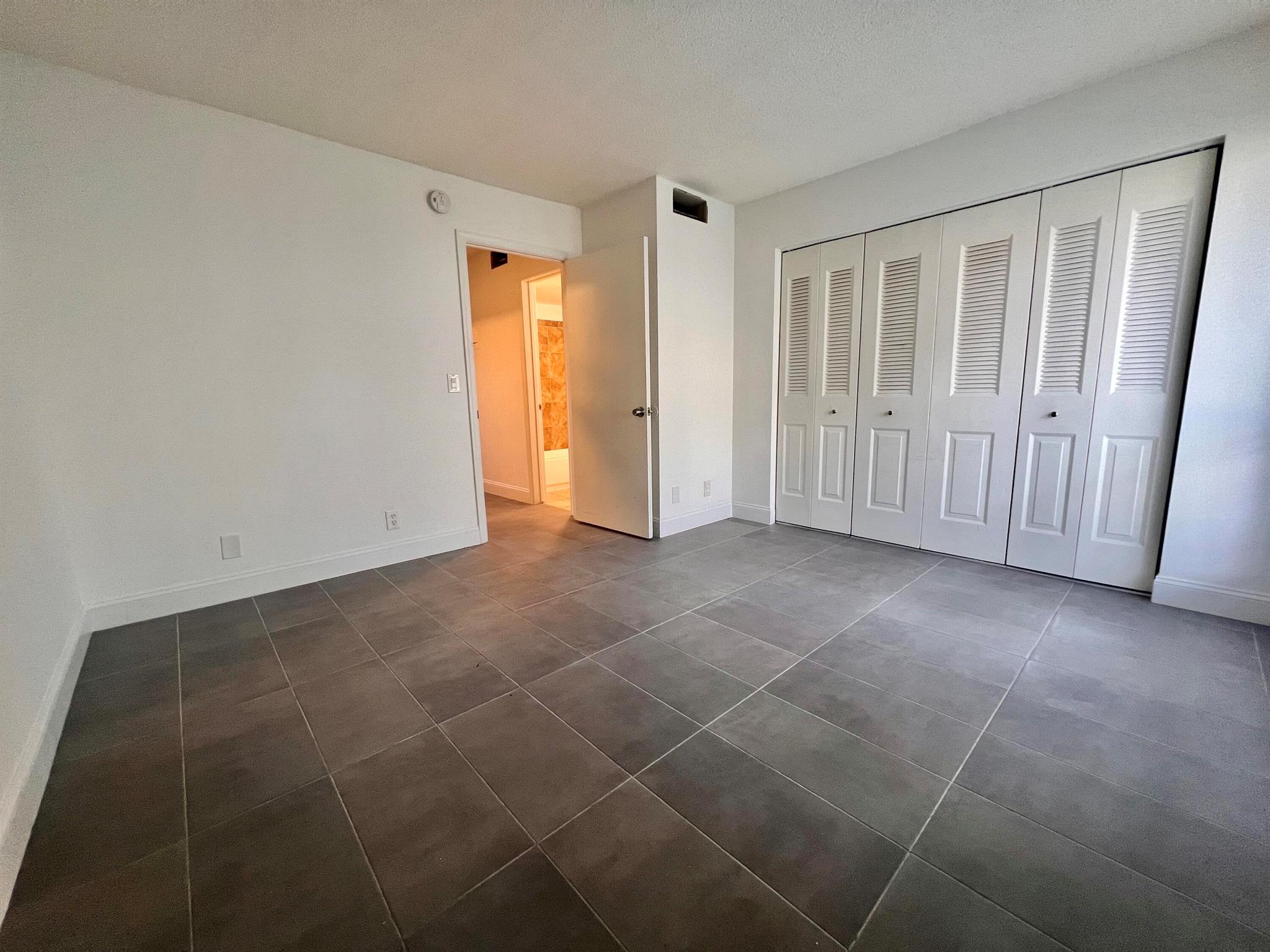 CROSS CREEK CONDO - Residential Lease