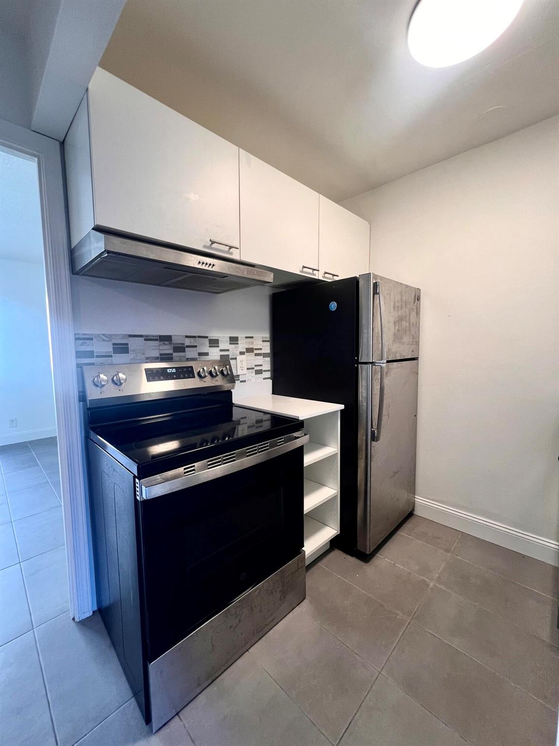 CROSS CREEK CONDO - Residential Lease