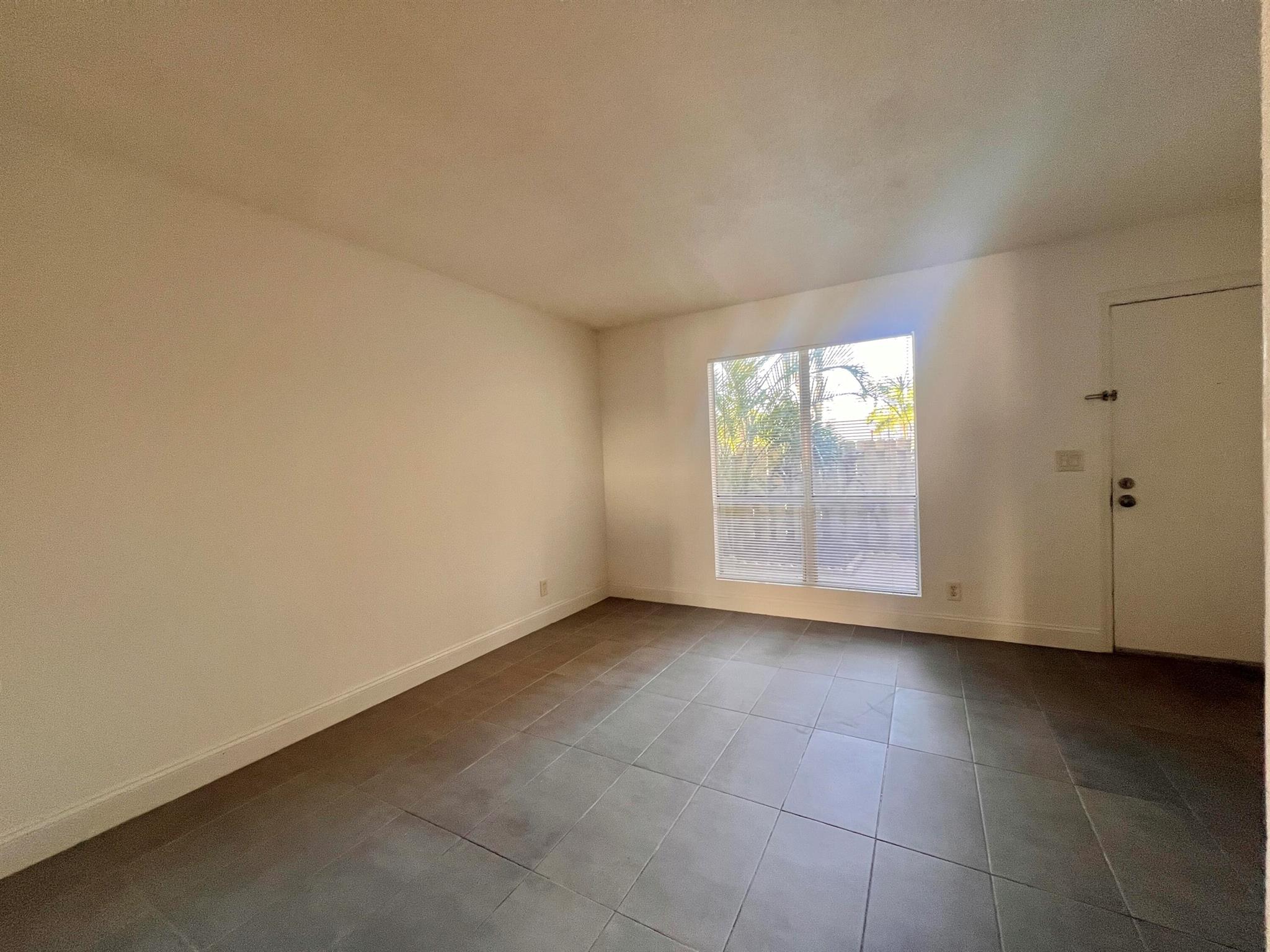 CROSS CREEK CONDO - Residential Lease