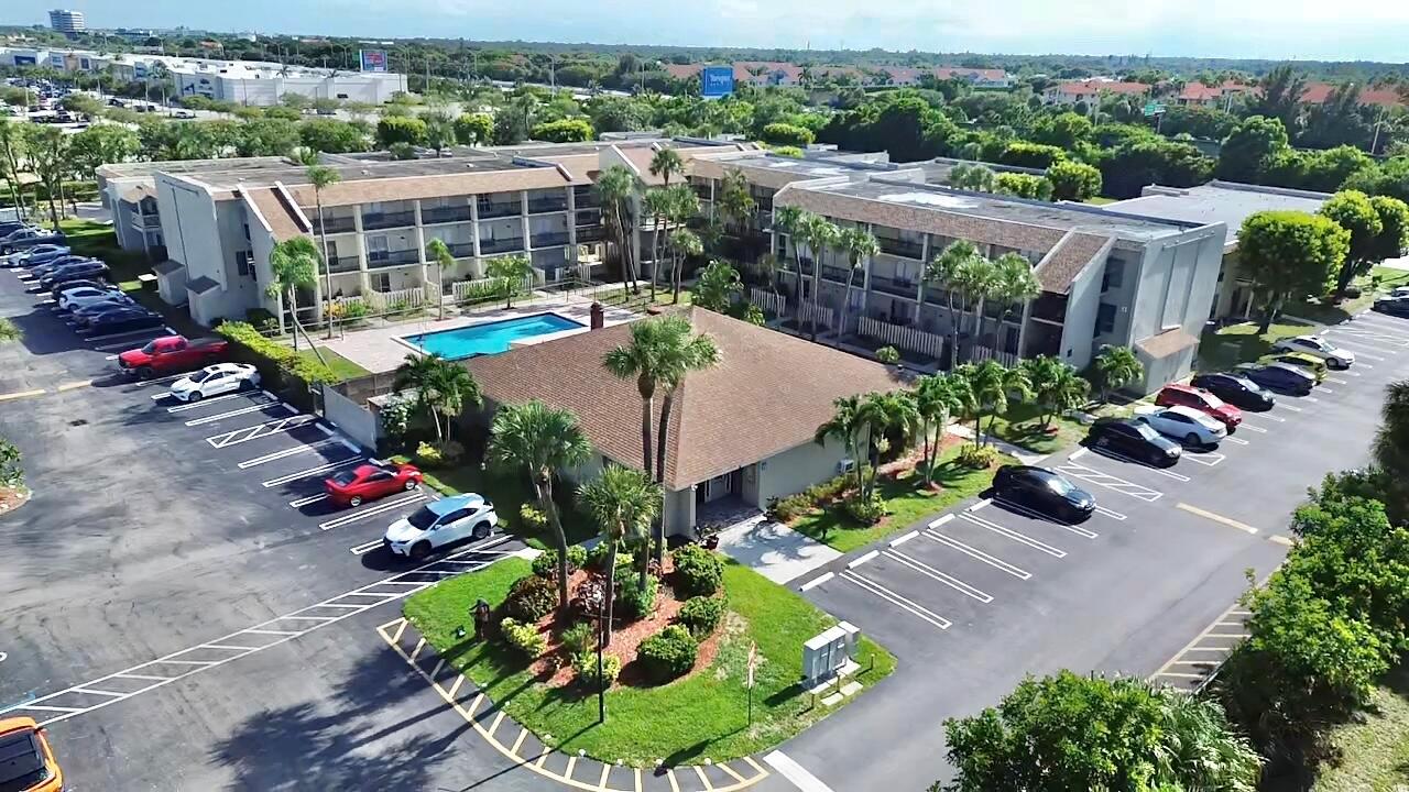 CROSS CREEK CONDO - Residential Lease