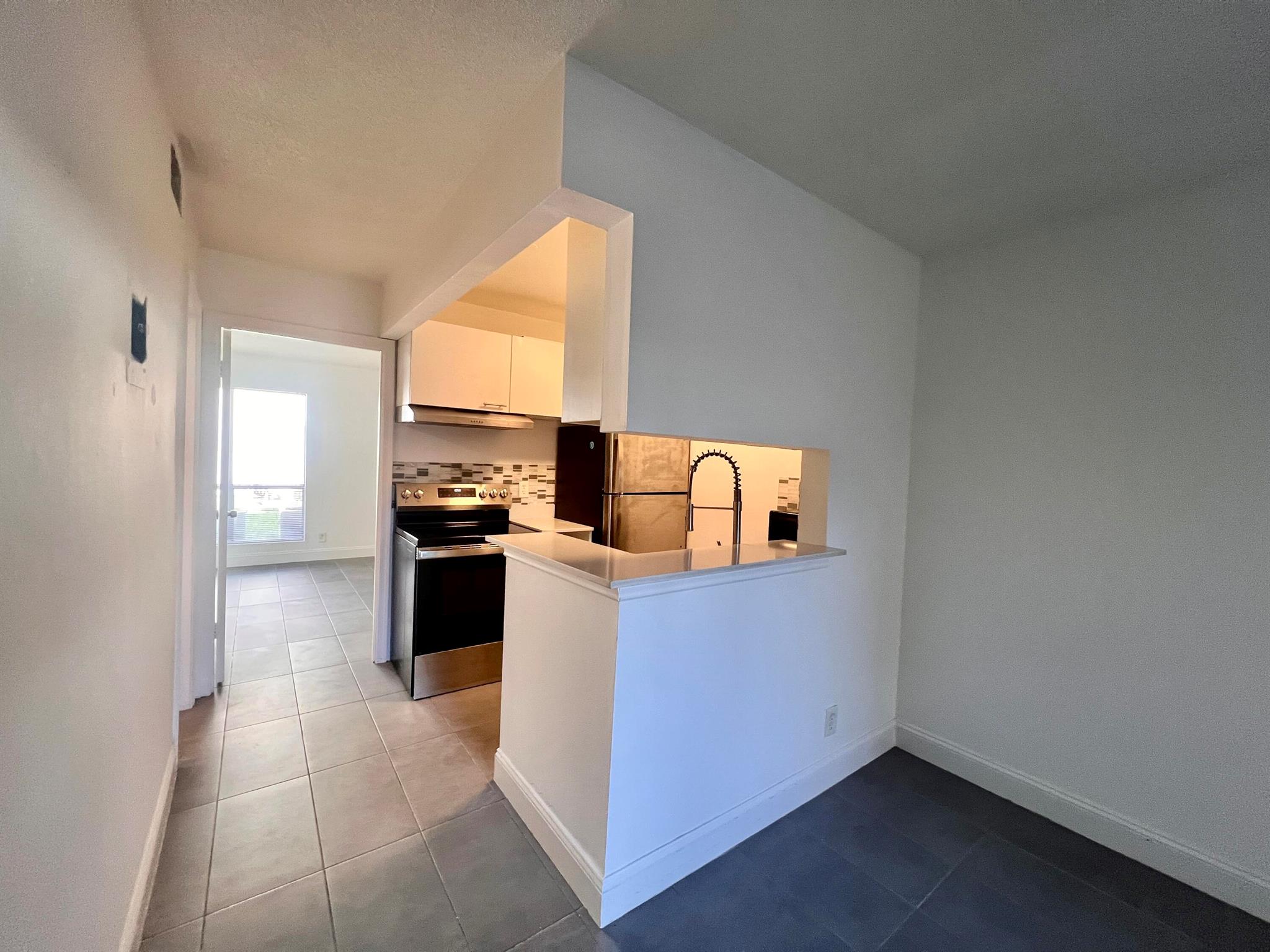 CROSS CREEK CONDO - Residential Lease