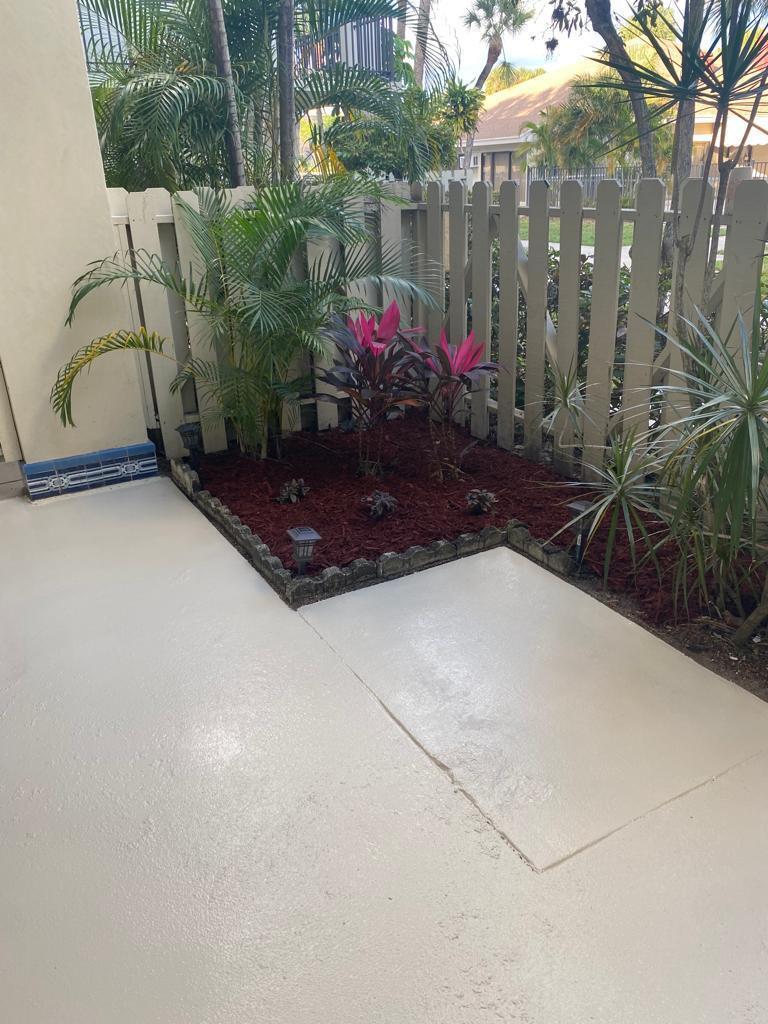 CROSS CREEK CONDO - Residential Lease