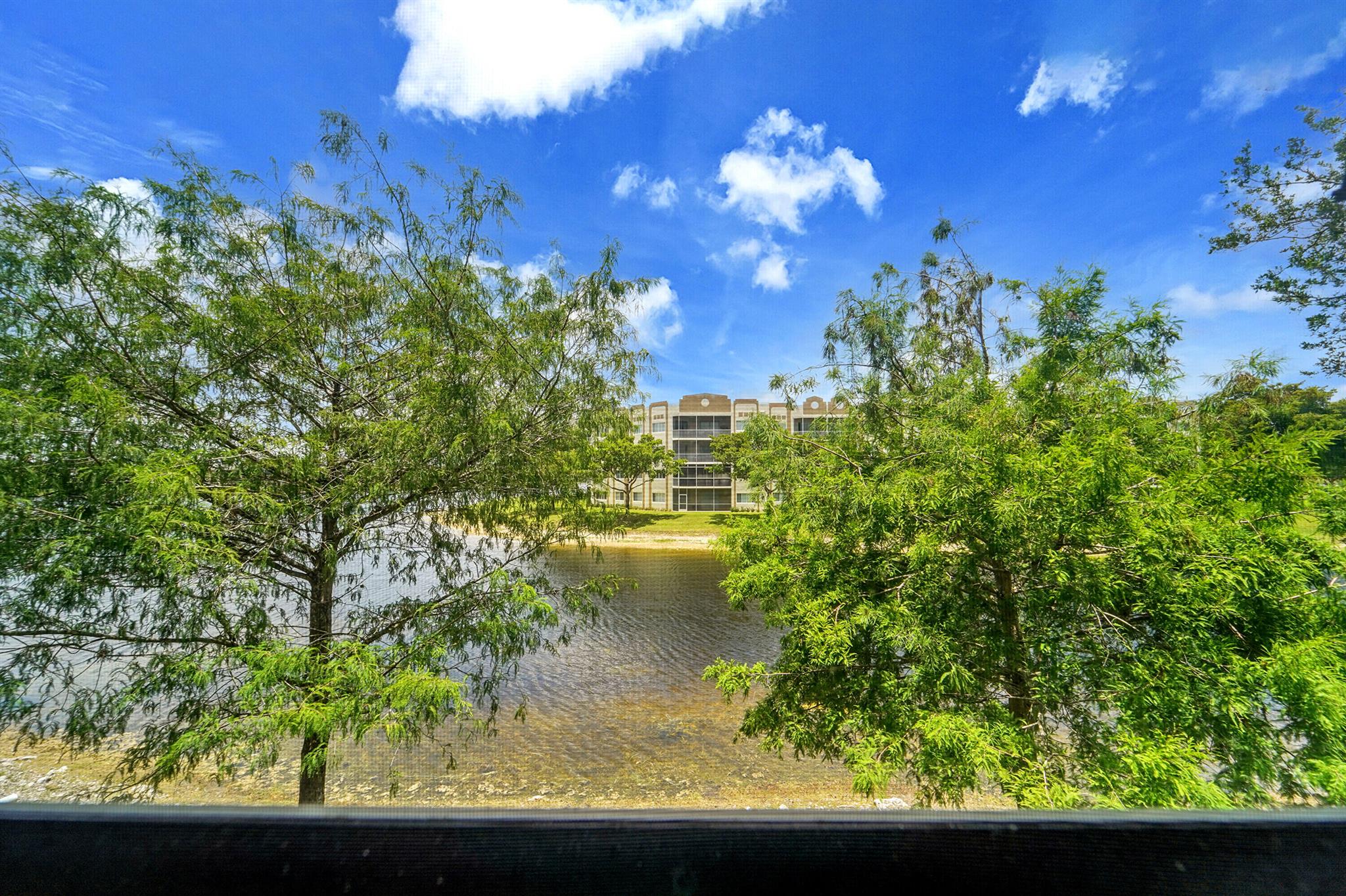 ASHMONT CONDOMINIUM - Residential