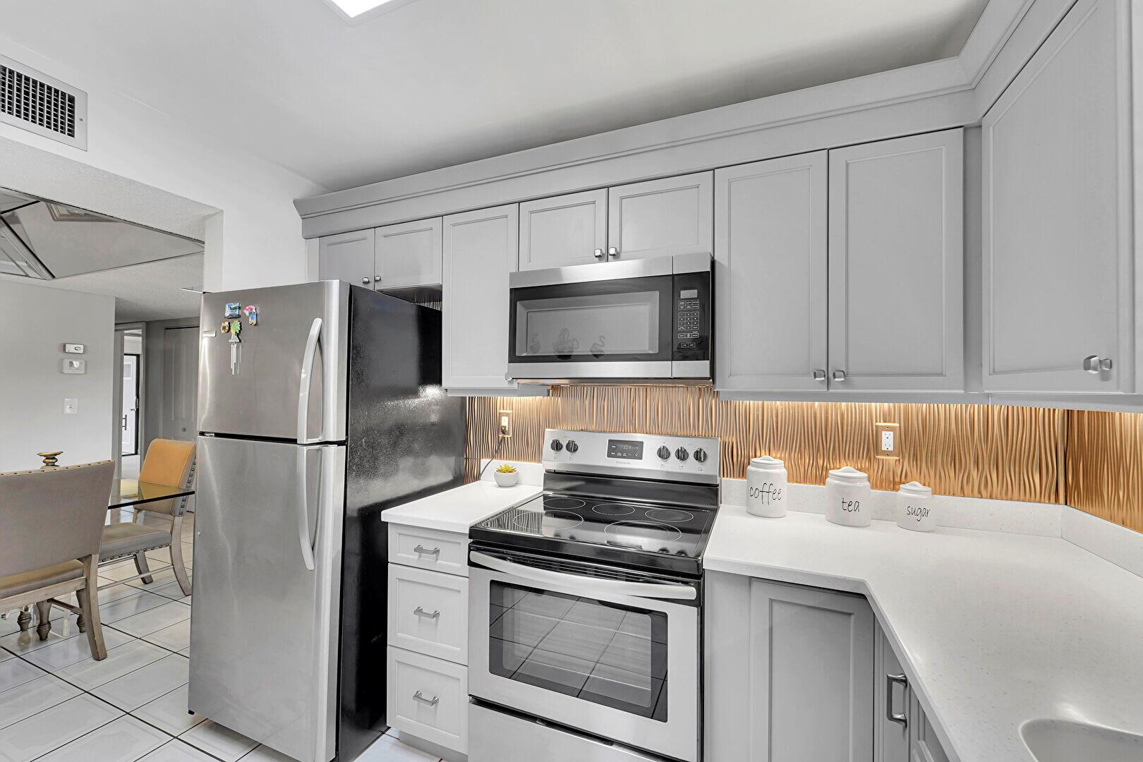 ASHMONT CONDOMINIUM - Residential