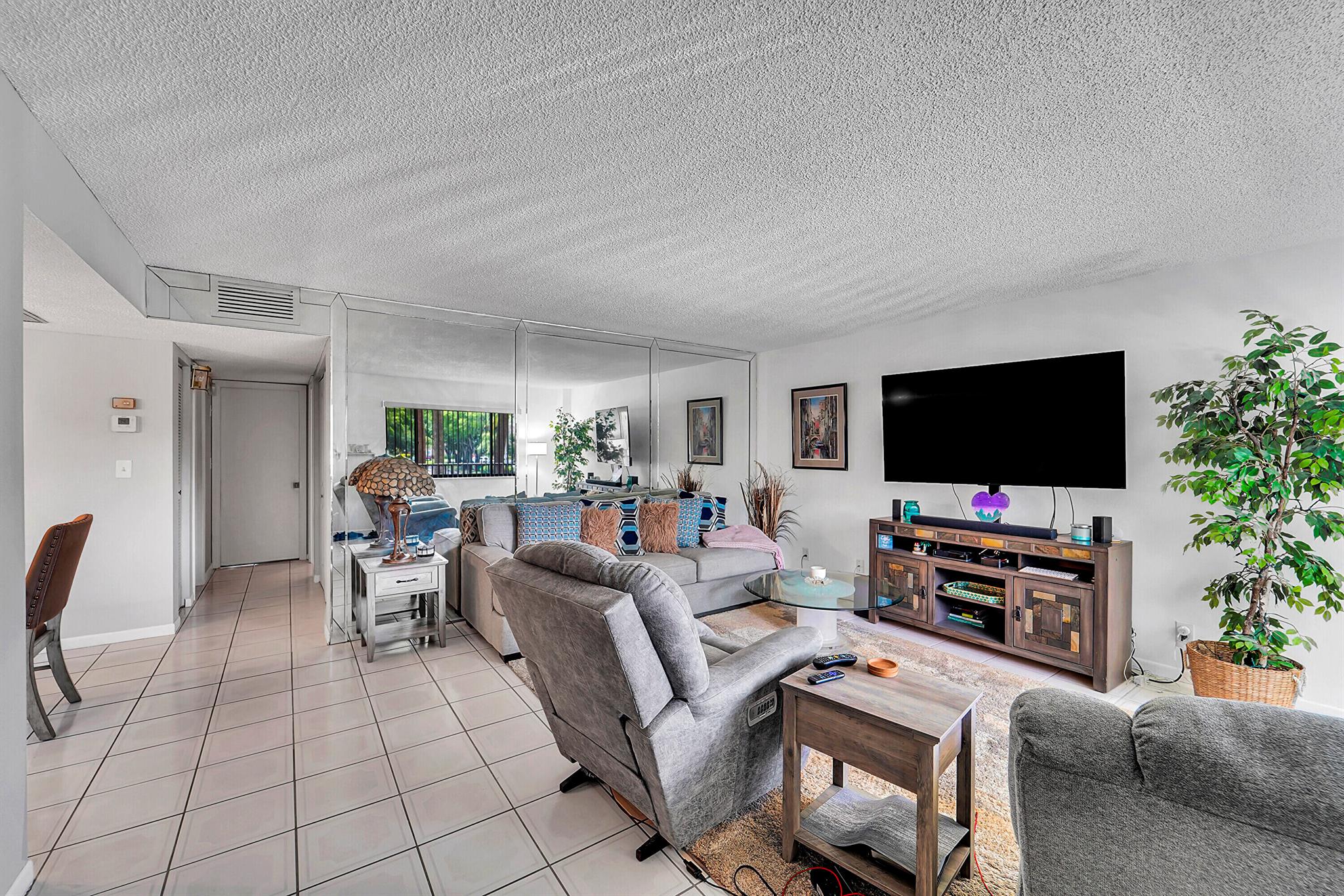 7342 Ashmont Circle 203