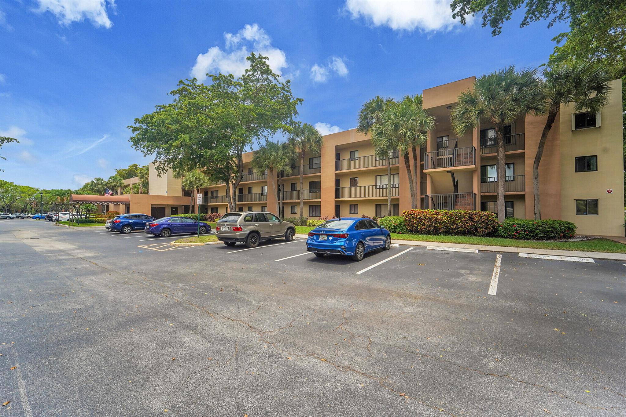 7342 Ashmont Circle 203