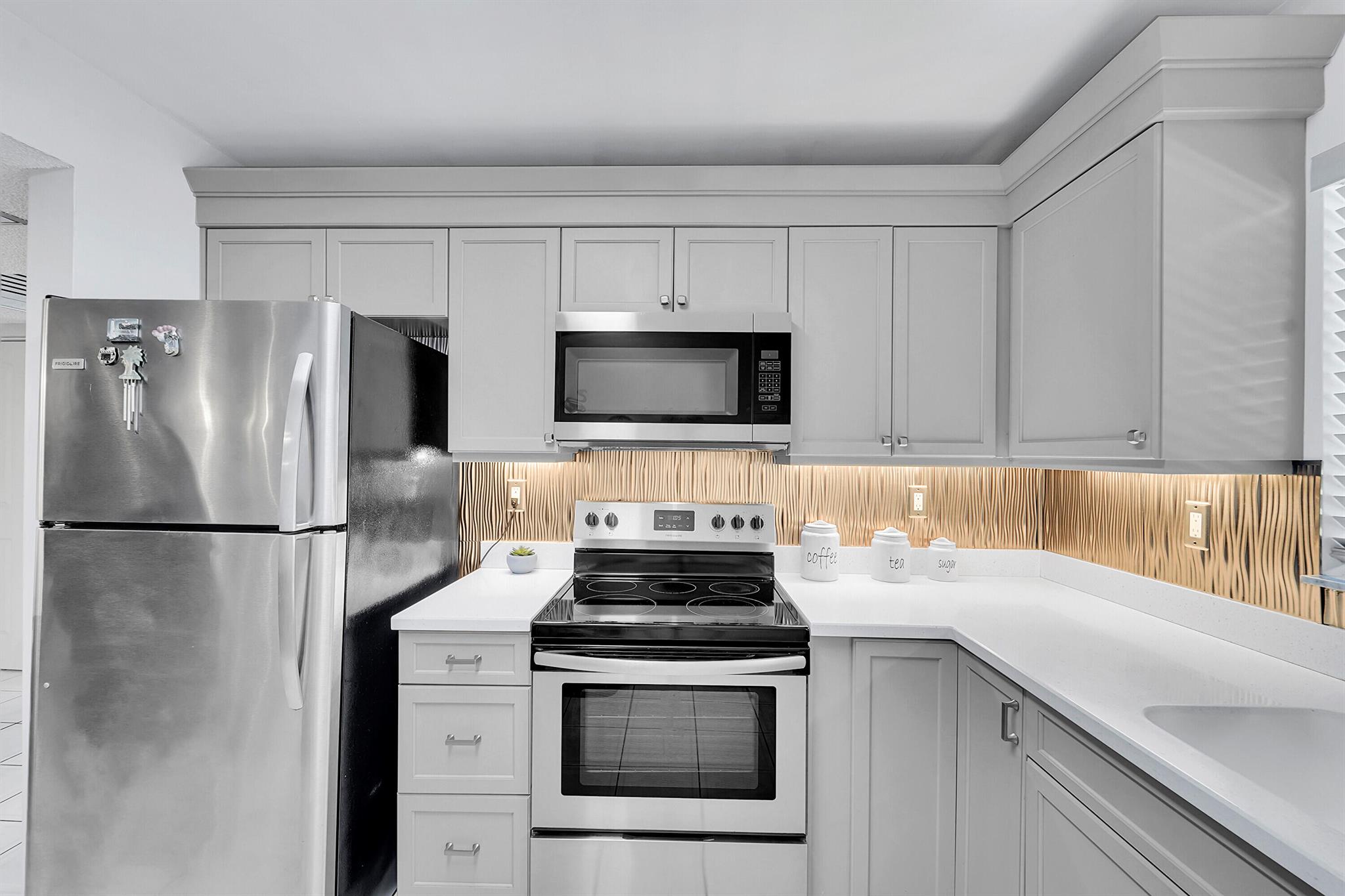 ASHMONT CONDOMINIUM - Residential