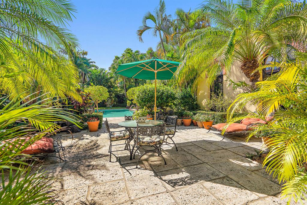 EL BRAVO PARK - Residential