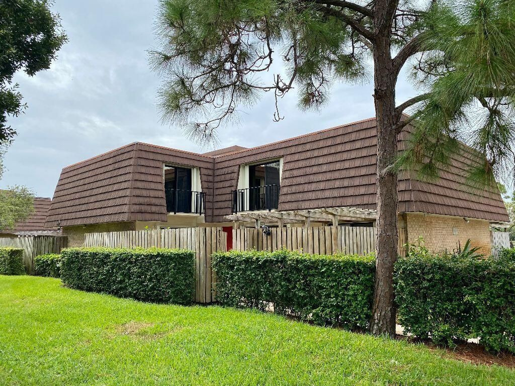 Photo of 1301 13th Lane, Palm Beach Gardens, FL 33418 (MLS # R10742829)