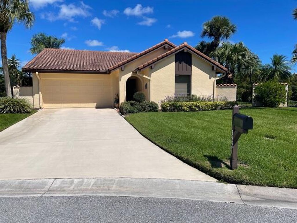 Photo of 3221 SW Bobalink Way, Palm City, FL 34990 (MLS # R10751350)