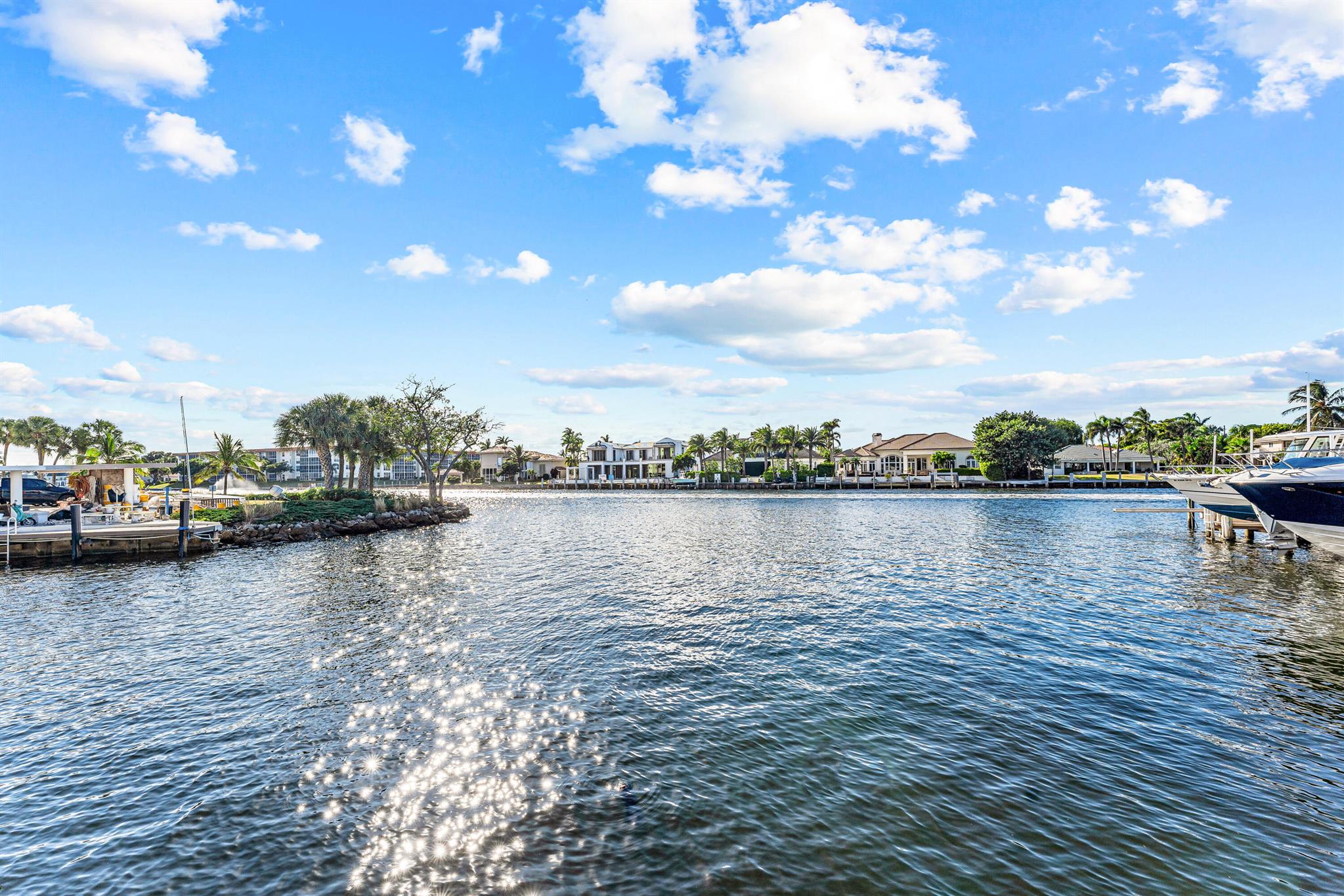 PIECES OEIGHT CONDOMINIUM - Residential Lease