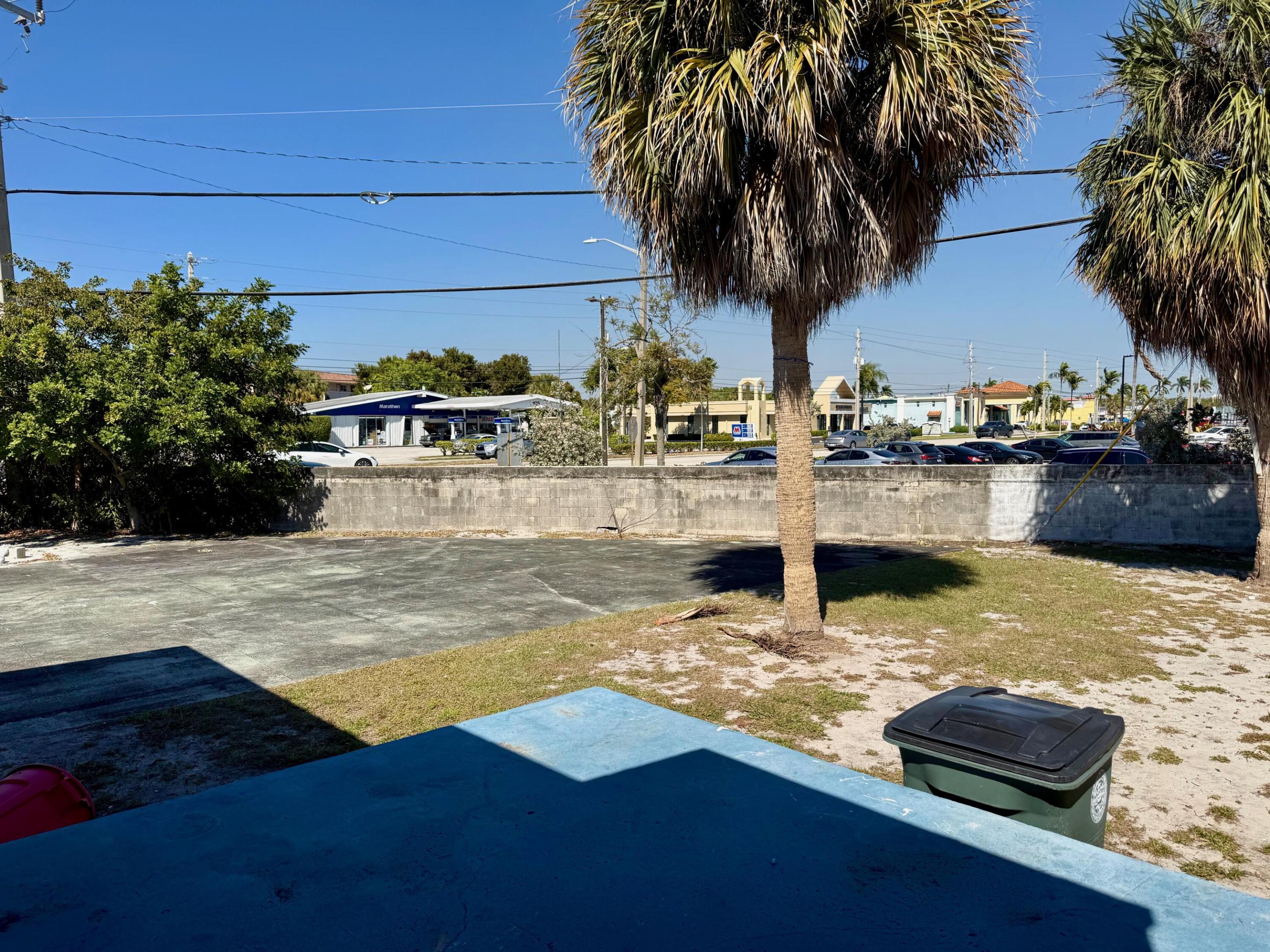 WHISEM UNIT B - Residential