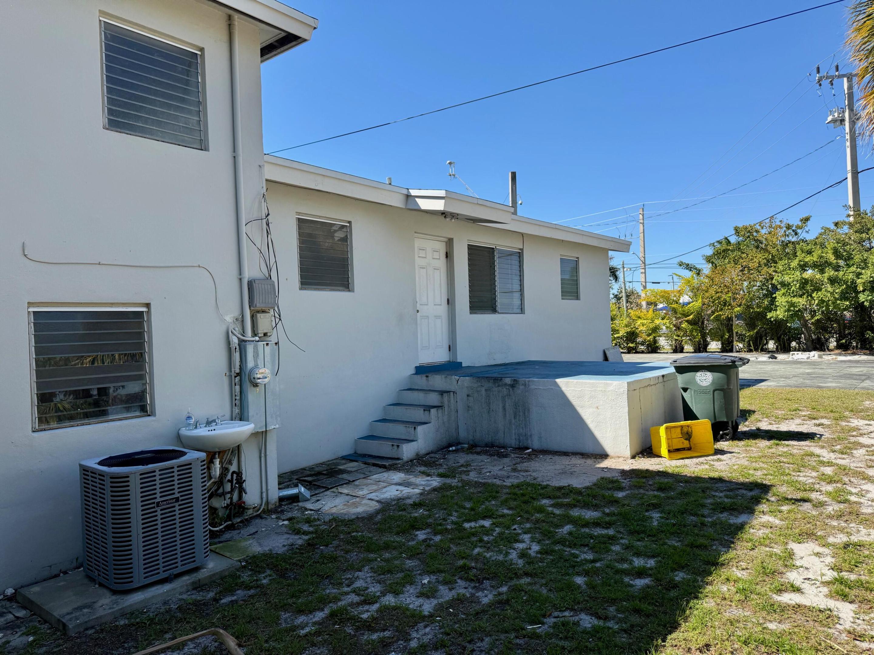 WHISEM UNIT B - Residential