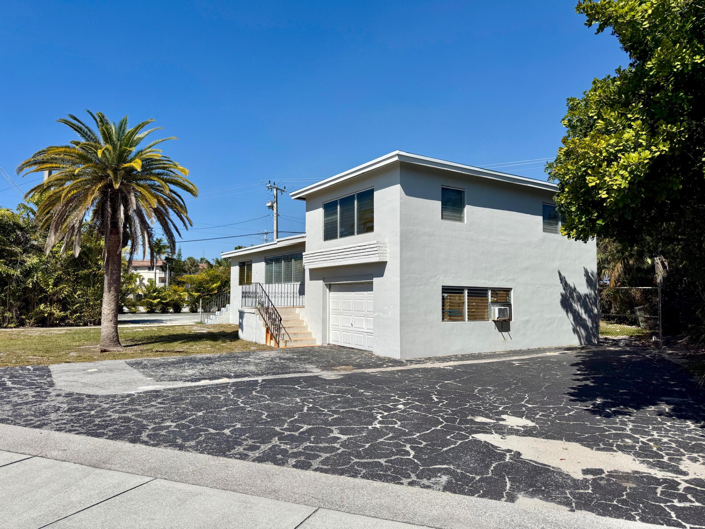 WHISEM UNIT B - Residential