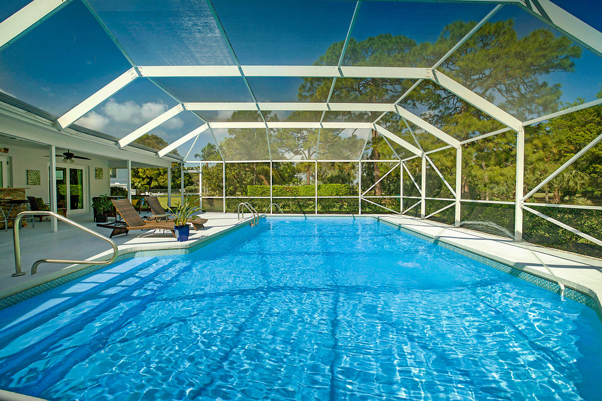 PGA NATIONAL GOLF CLUB ESTATES 2 - Residential