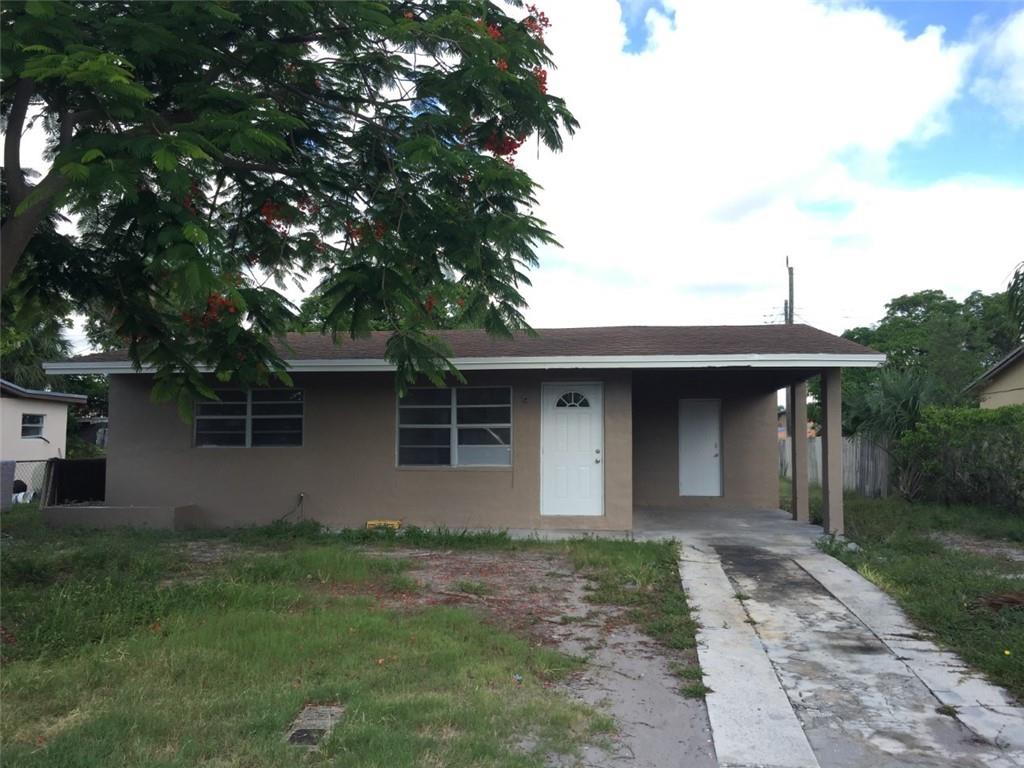 Photo of 607 NW 2nd Ave, Deerfield Beach, FL 33441 (MLS # F10333465)