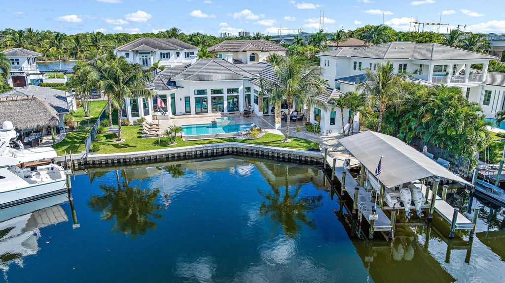 Photo of 14061 Paradise Point Road, Palm Beach Gardens, FL 33410 (MLS # R11017995)