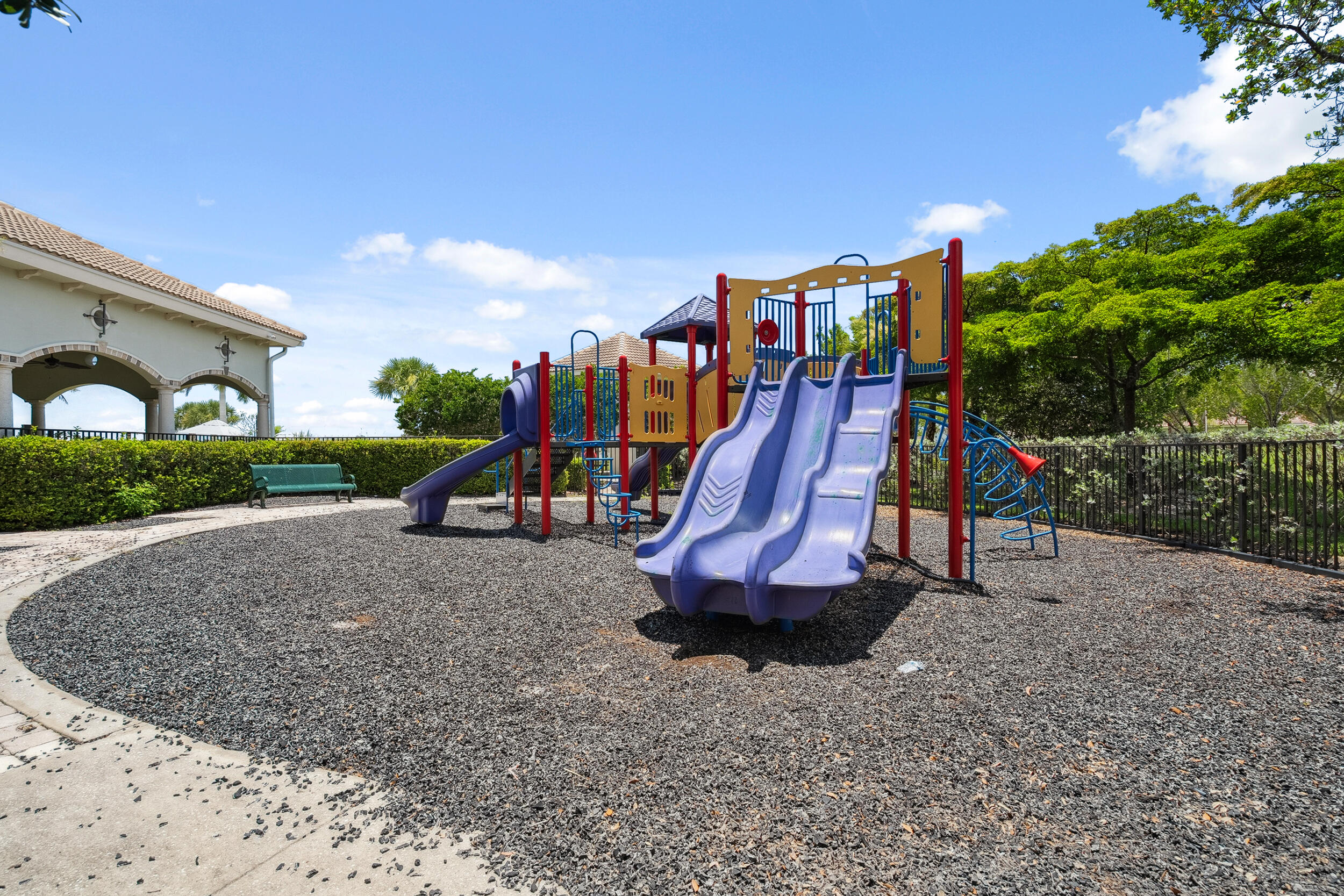 Vizcaya Falls - Residential