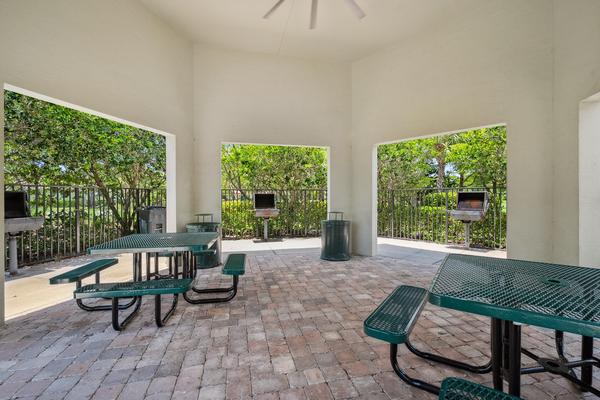 Vizcaya Falls - Residential