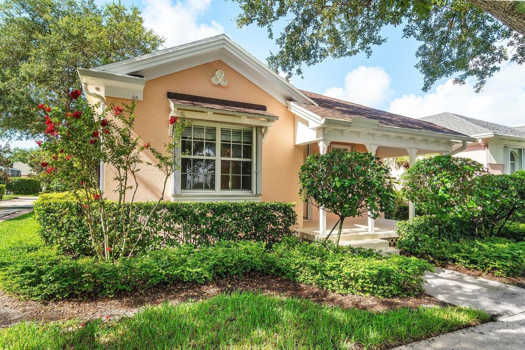 Photo of 118 Marlberry Circle, Jupiter, FL 33458 (MLS # R11108268)