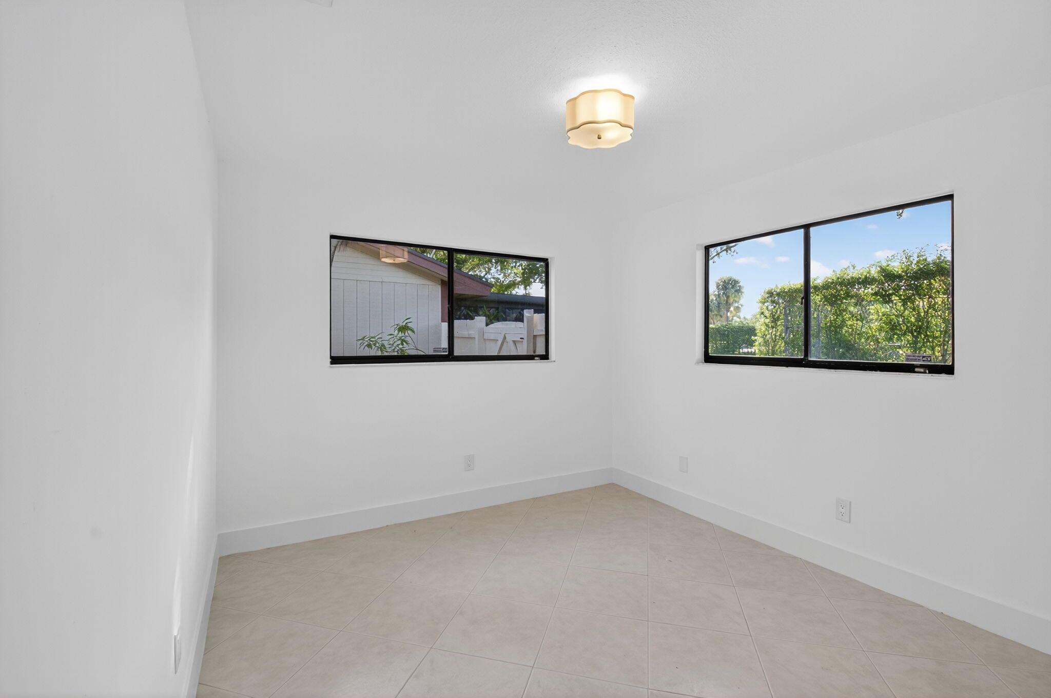 BOYNTON LAKES 3-A - Residential