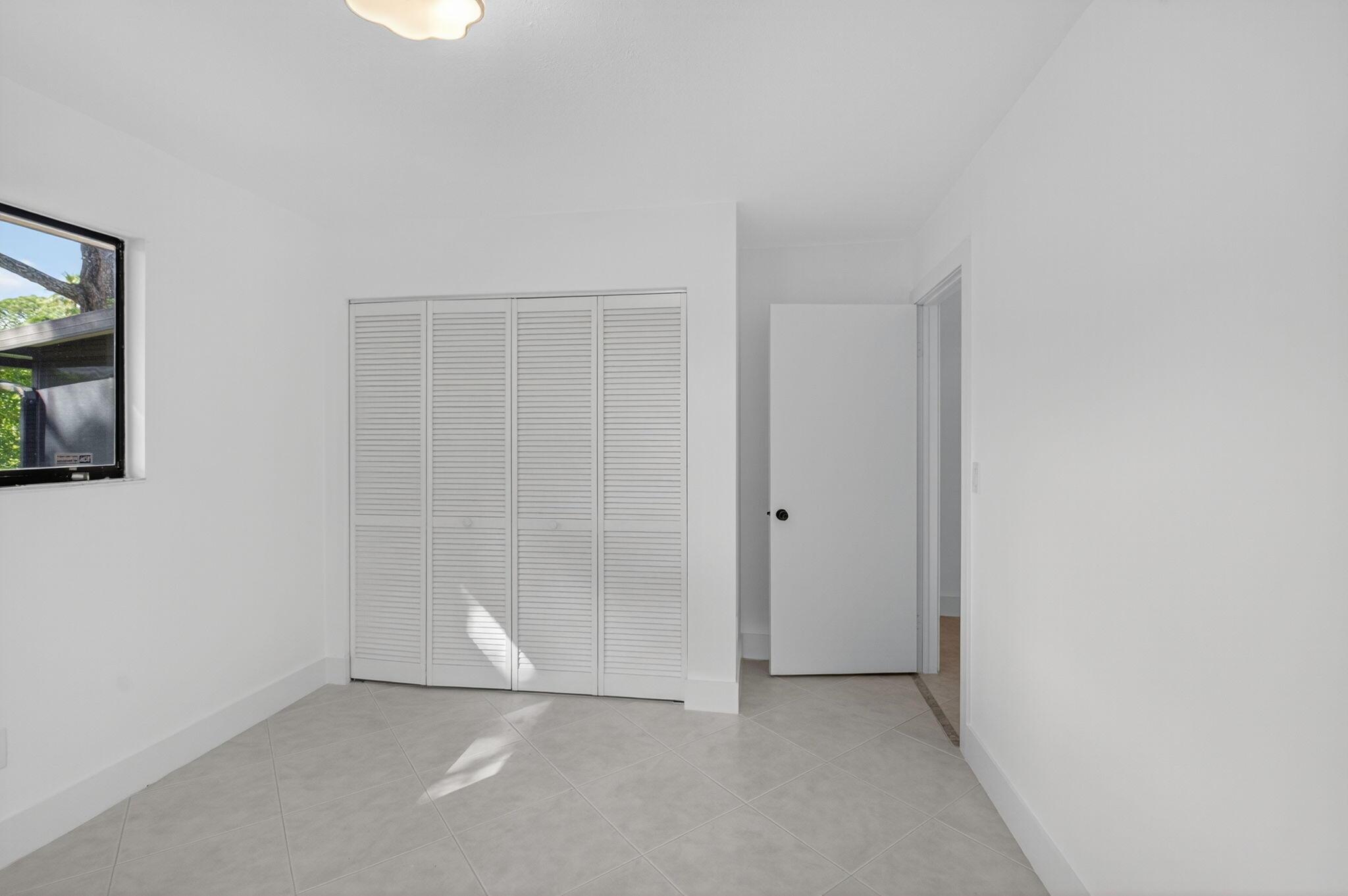 BOYNTON LAKES 3-A - Residential