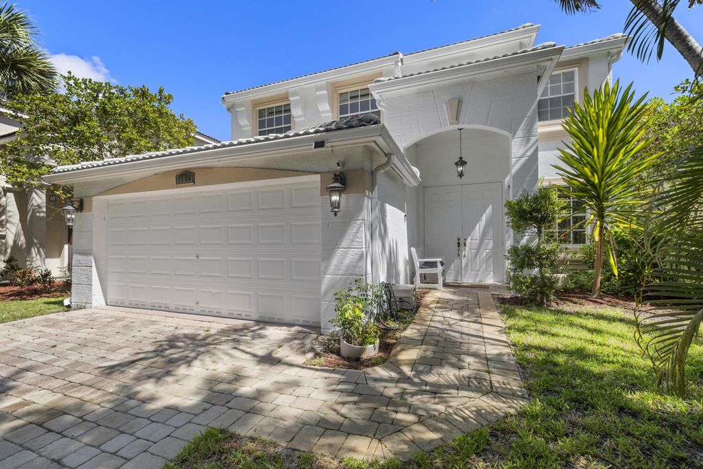 Photo of 1500 Running Oak Lane, Royal Palm Beach, FL 33411 (MLS # R11118152)