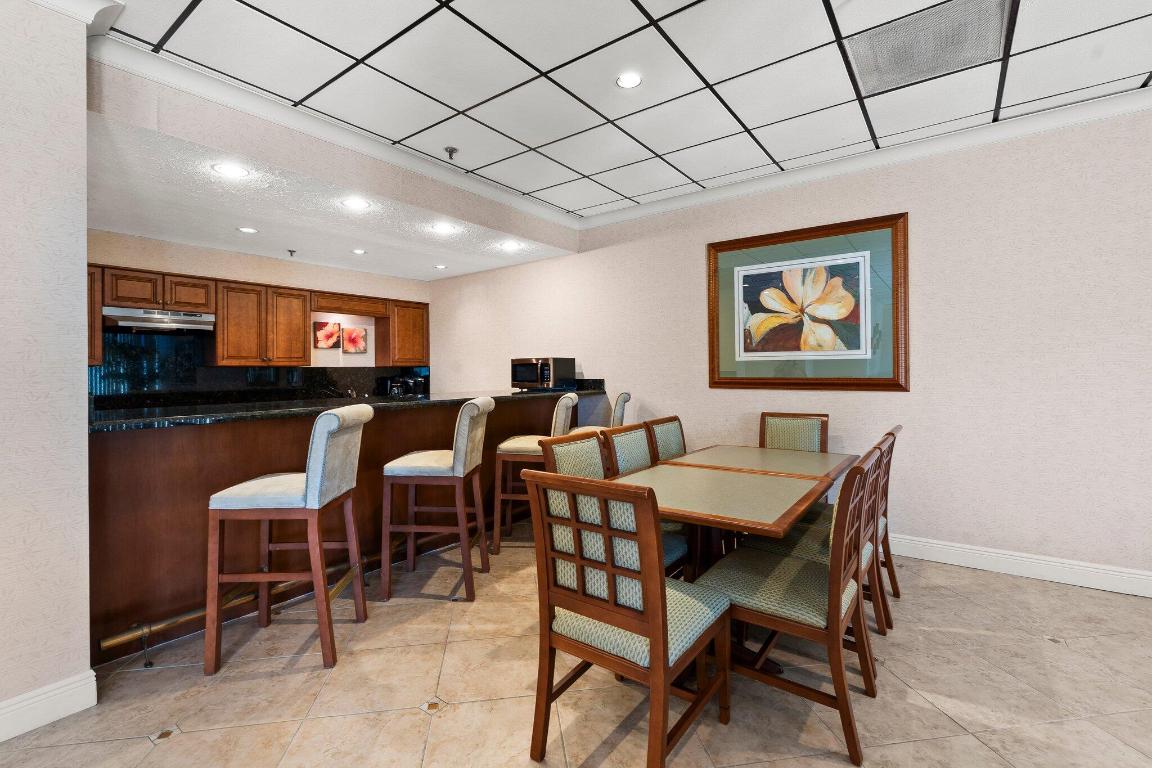 ATLANTIC VIEW BEACH CLUB CONDOMINIUM NO 1 - Residential