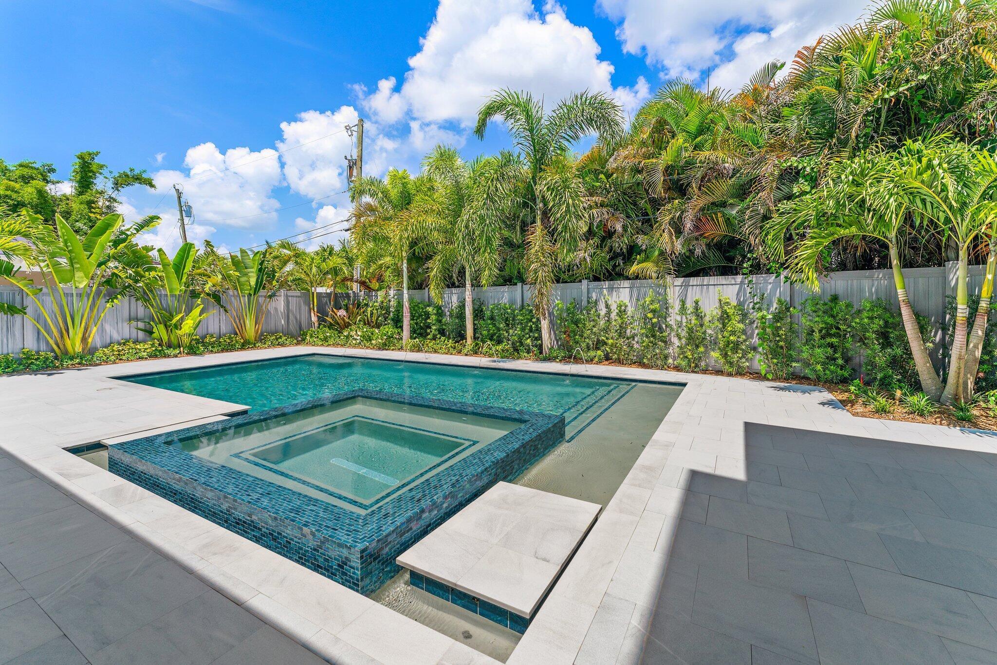 Pennock Point - Residential