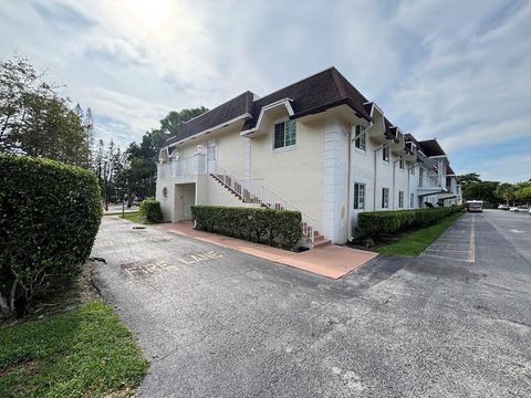 700 SE 2nd Ave 409 Deerfield Beach FL 33441