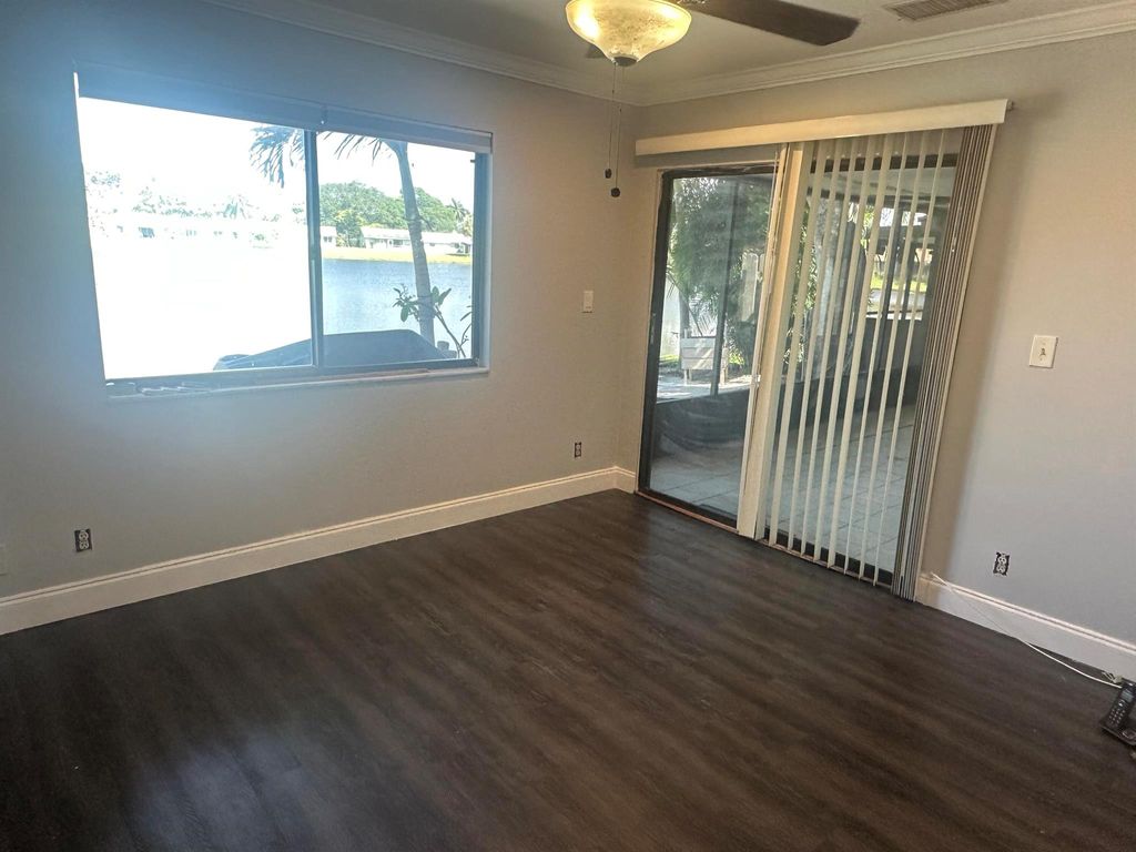 Photo of 37 Mayfair Lane, Boynton Beach, FL 33426 (MLS # R11102979)
