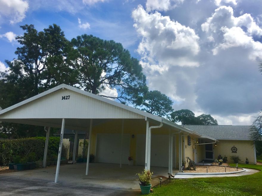 Don't miss your opportunity to live on the water! This 3 bedroom, 2 bath, open floor plan is handicap accessible and sits on almost a third of an acre. Enjoy using your private dock with only a 1/2 mile to inlet from Bessy Creek. Call today and don't miss out on this charming Martin county area!